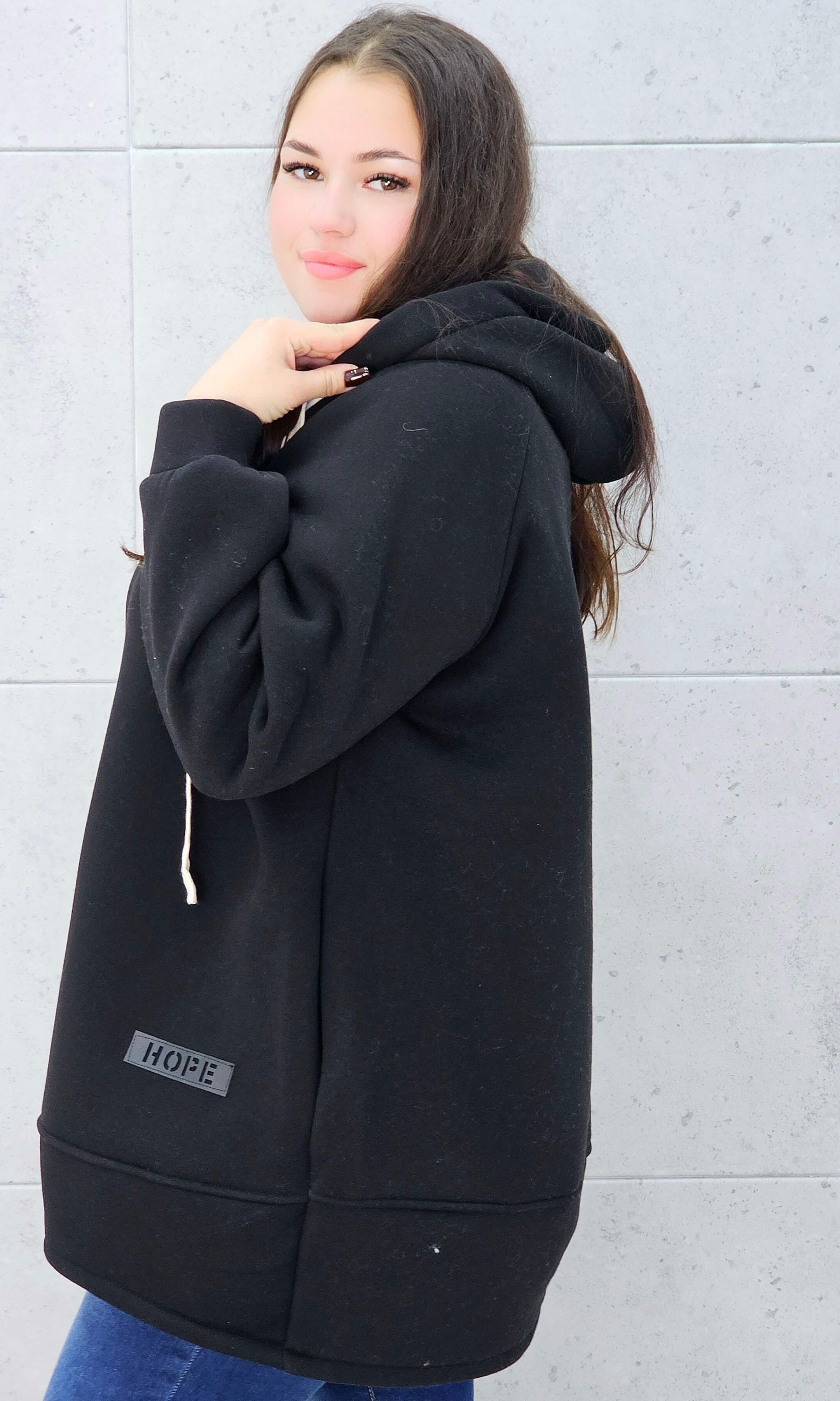 bluza z kapturem czarna plus size – bok