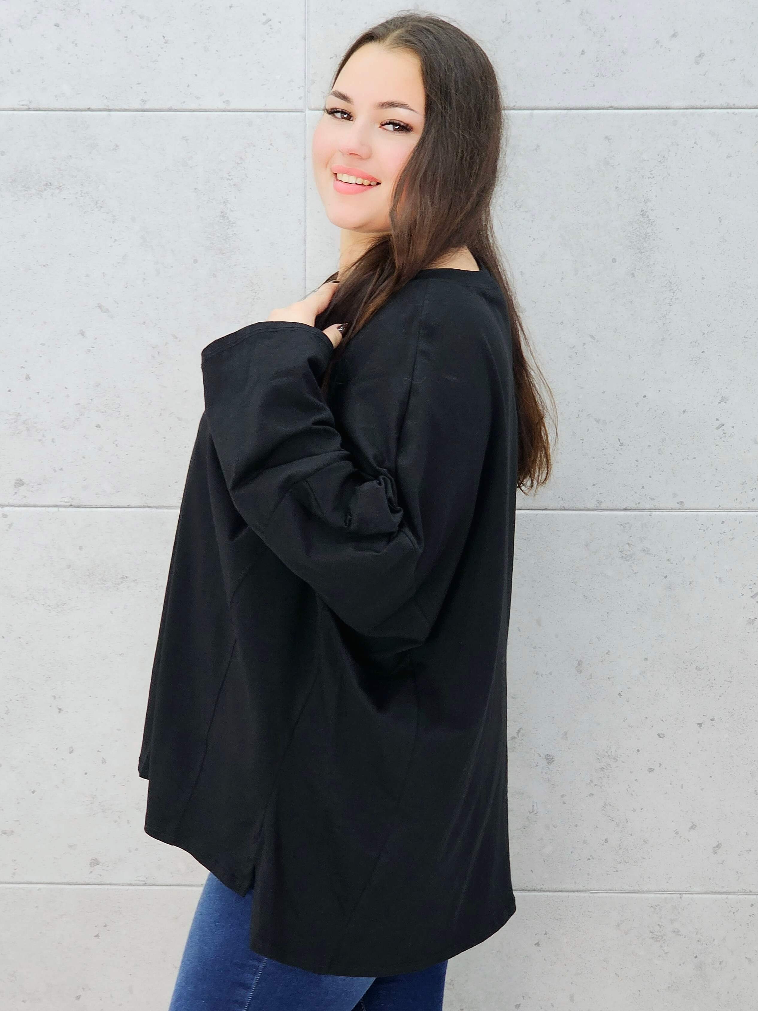 czarna bluzka basic oversize – bok