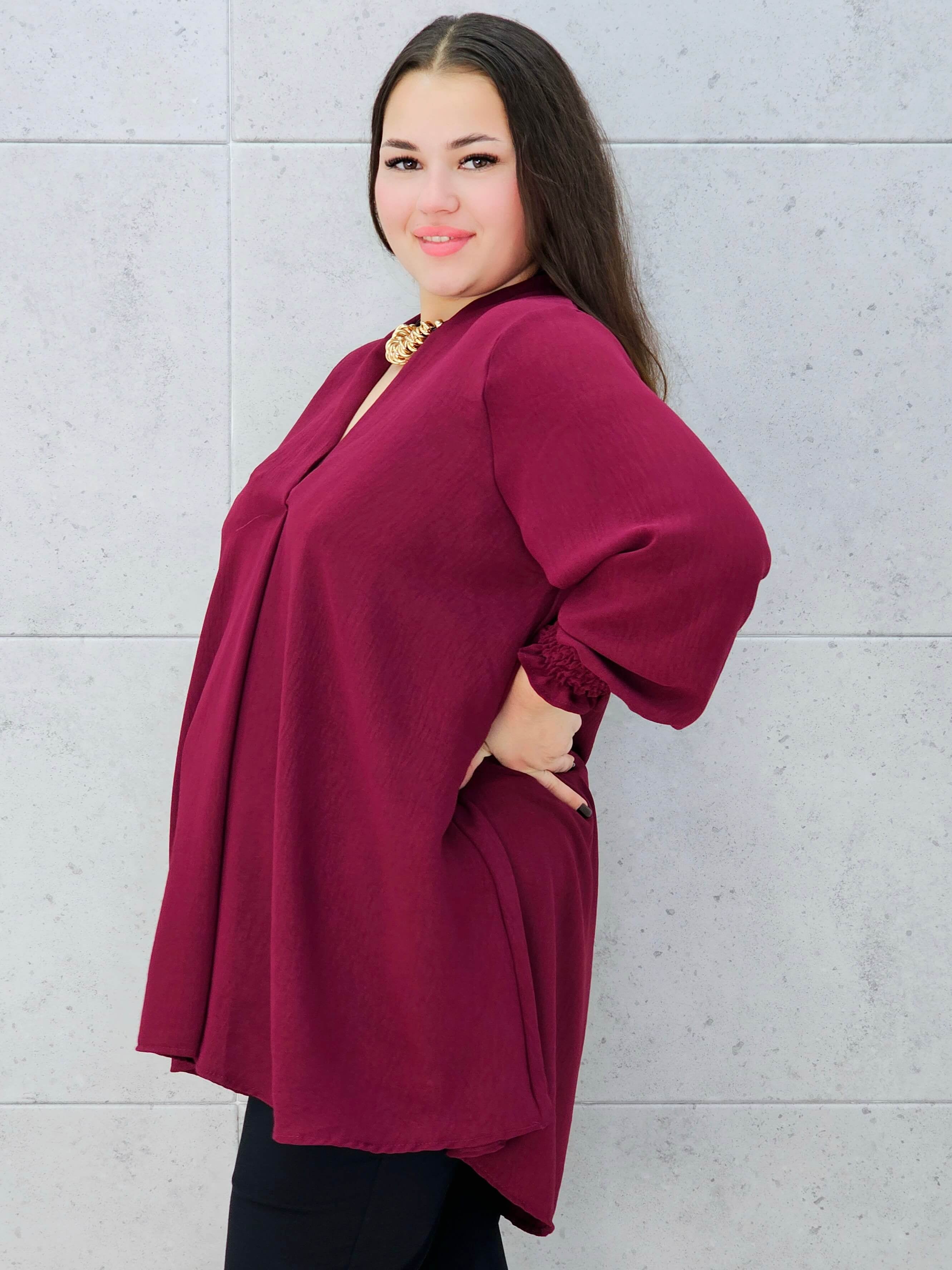bordowa bluzka z dekoltem v plus size Stylowa XL – bok