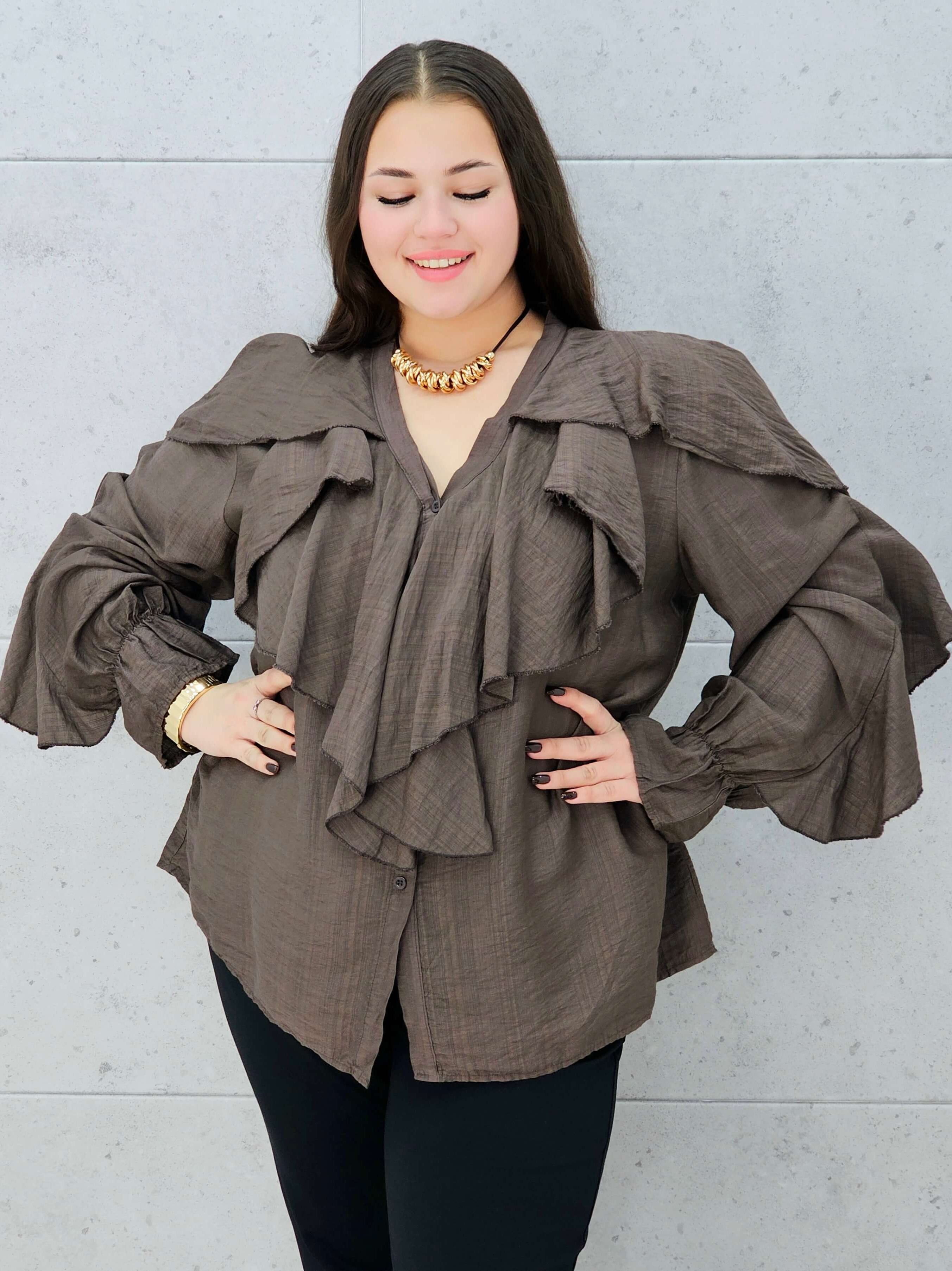 brązowa bluzka z falbanami plus size Stylowa XL – talia