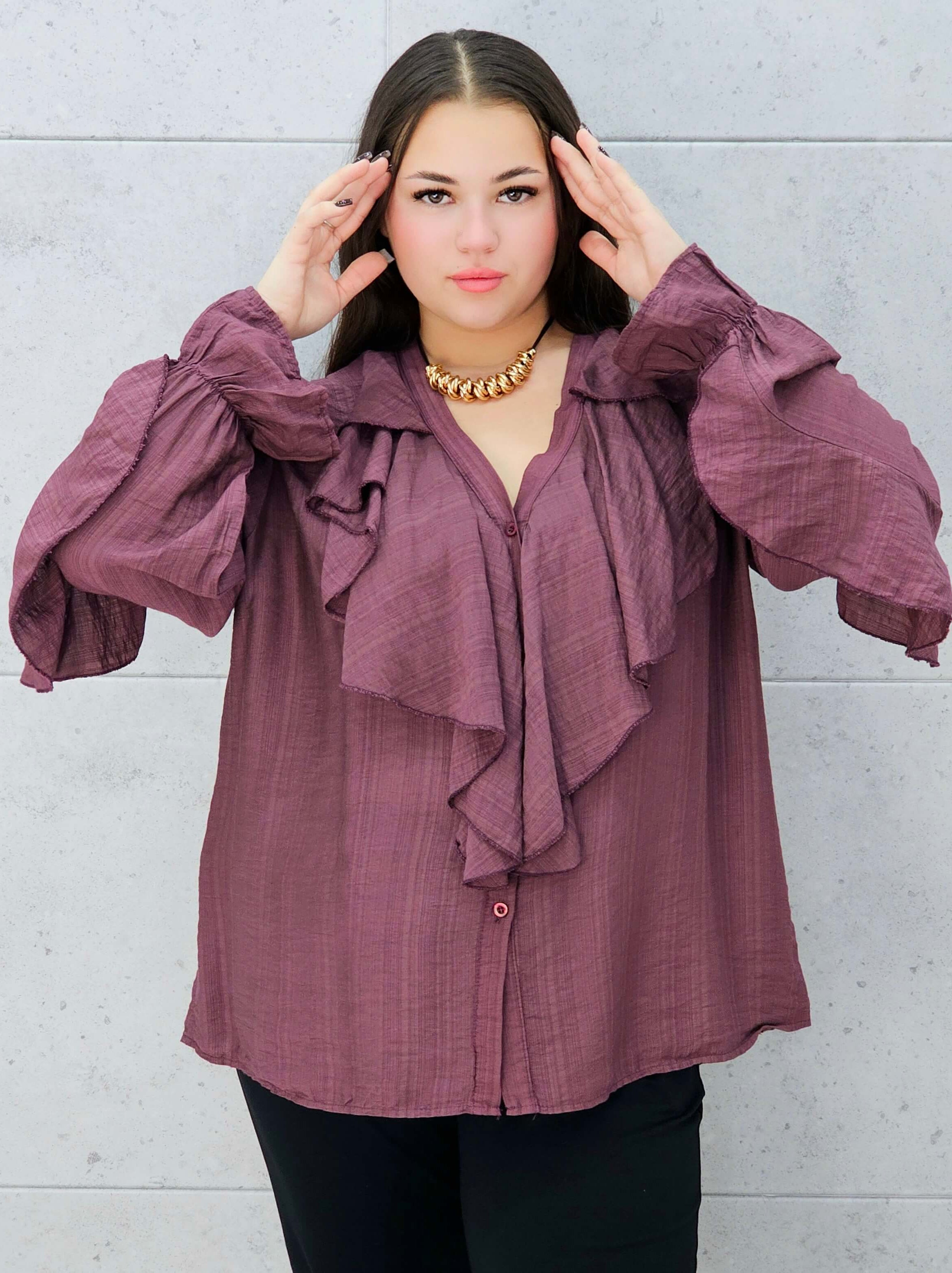 śliwkowa bluzka z falbanami plus size Stylowa XL – przód