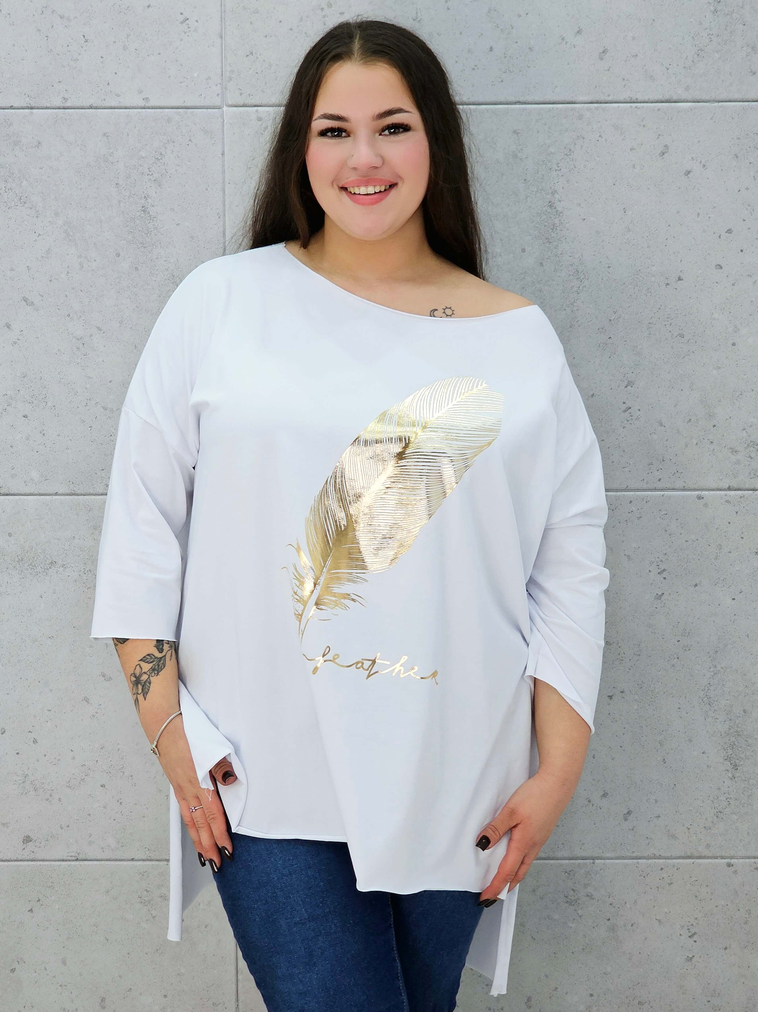 bluzka ze złotym piórem plus size – stylizacja