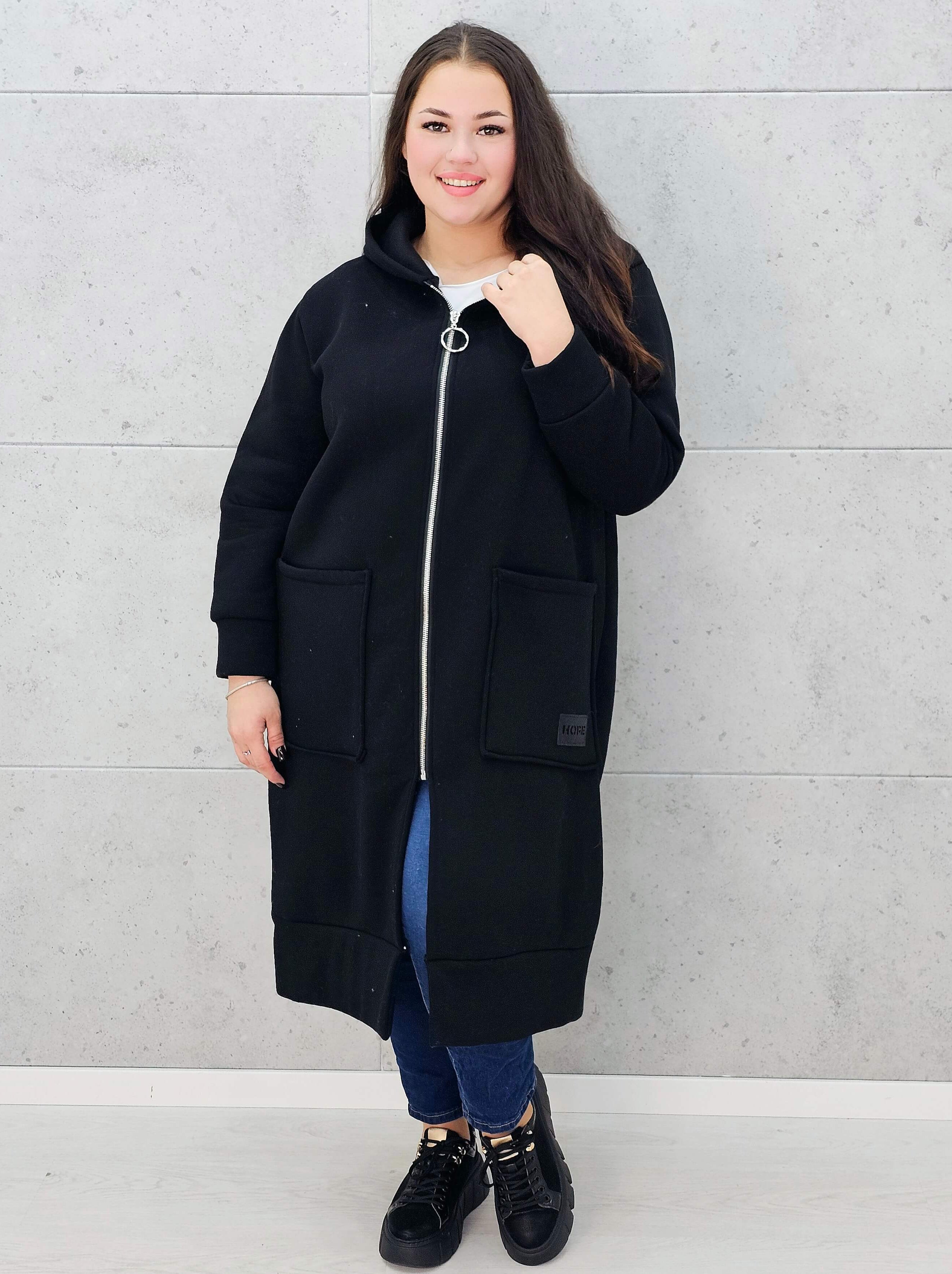 długa bluza z kapturem plus size czarna – stylizacja XXL