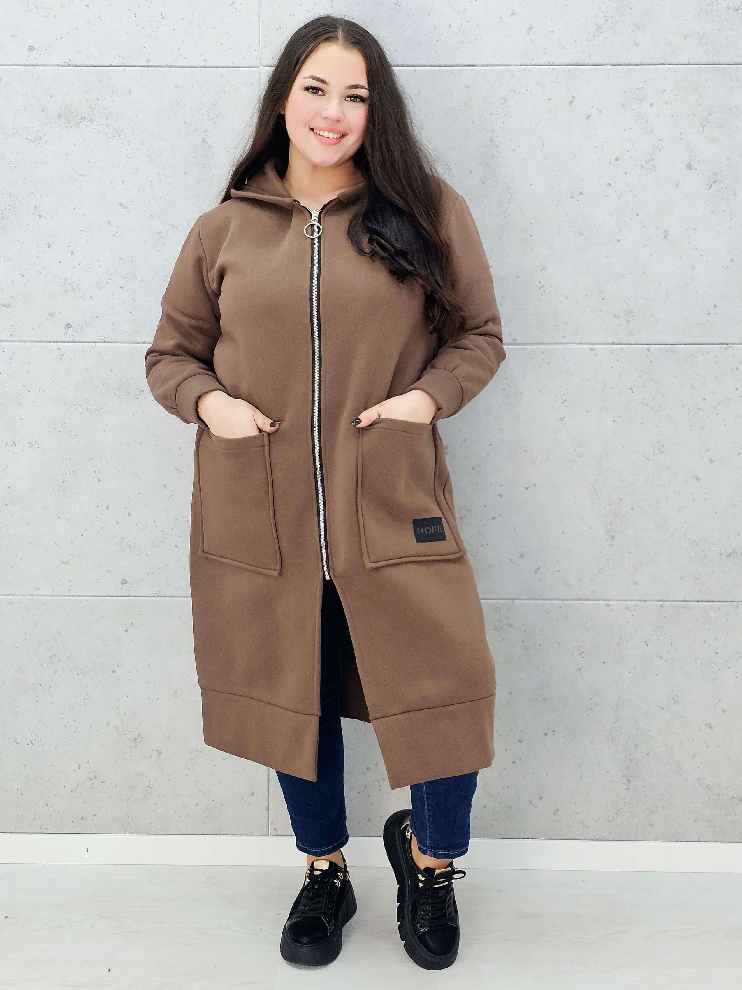 bluza plus size czarna z zamkiem i kieszeniami przód
