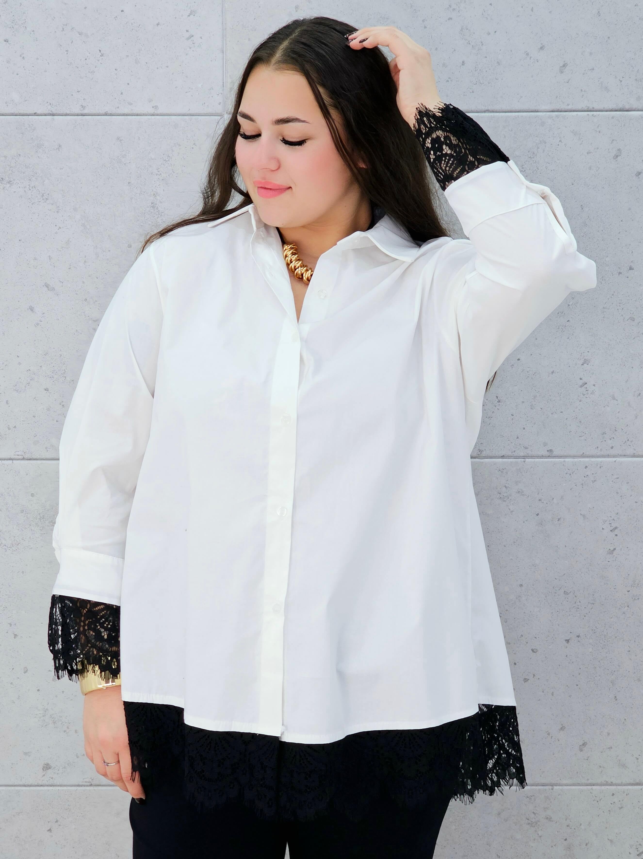 koszula z koronką biała plus size Stylowa XL – zapinana na guziki