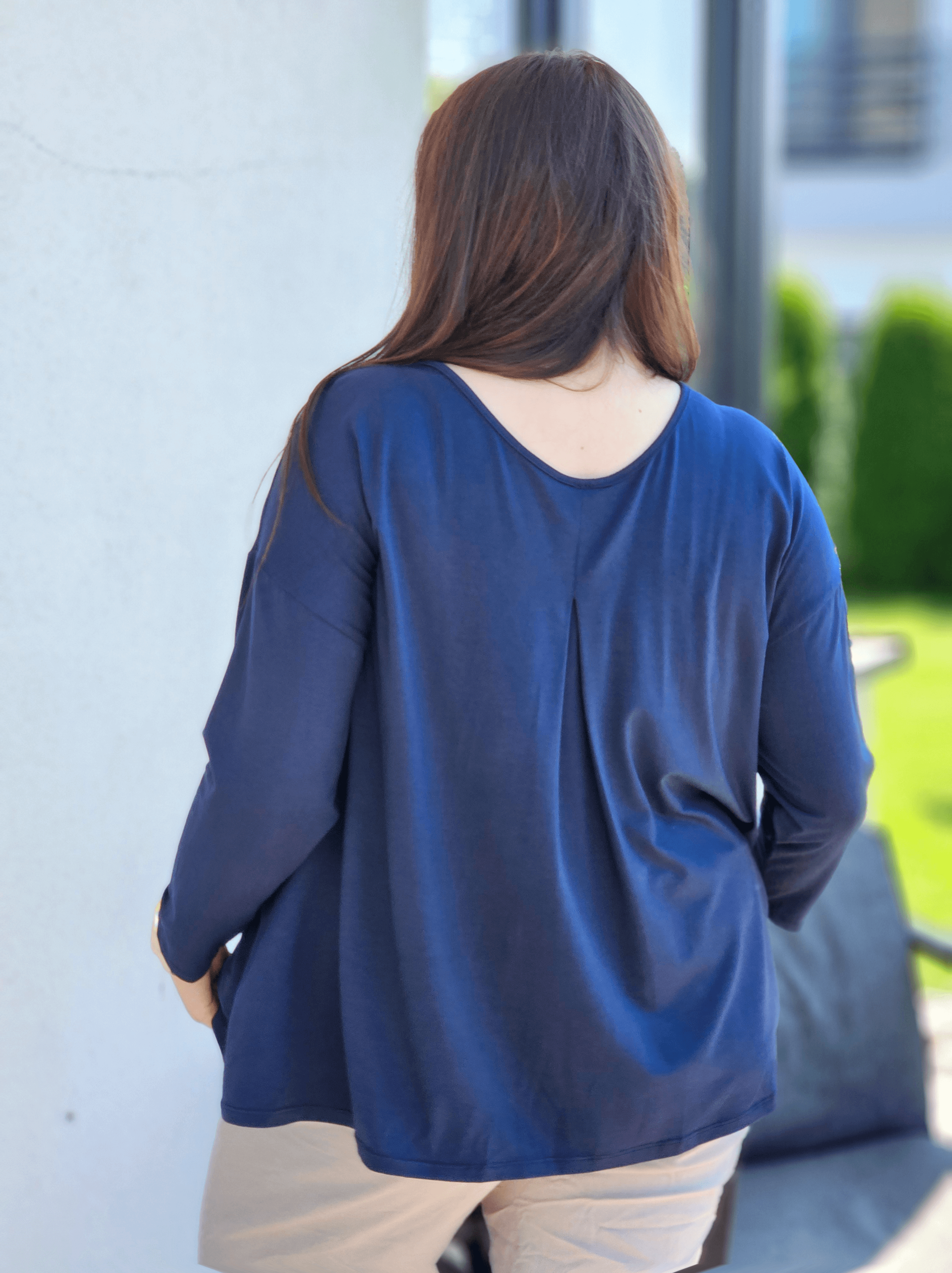 Bluzka basic - klasyka, którą pokochasz Stylowa XL