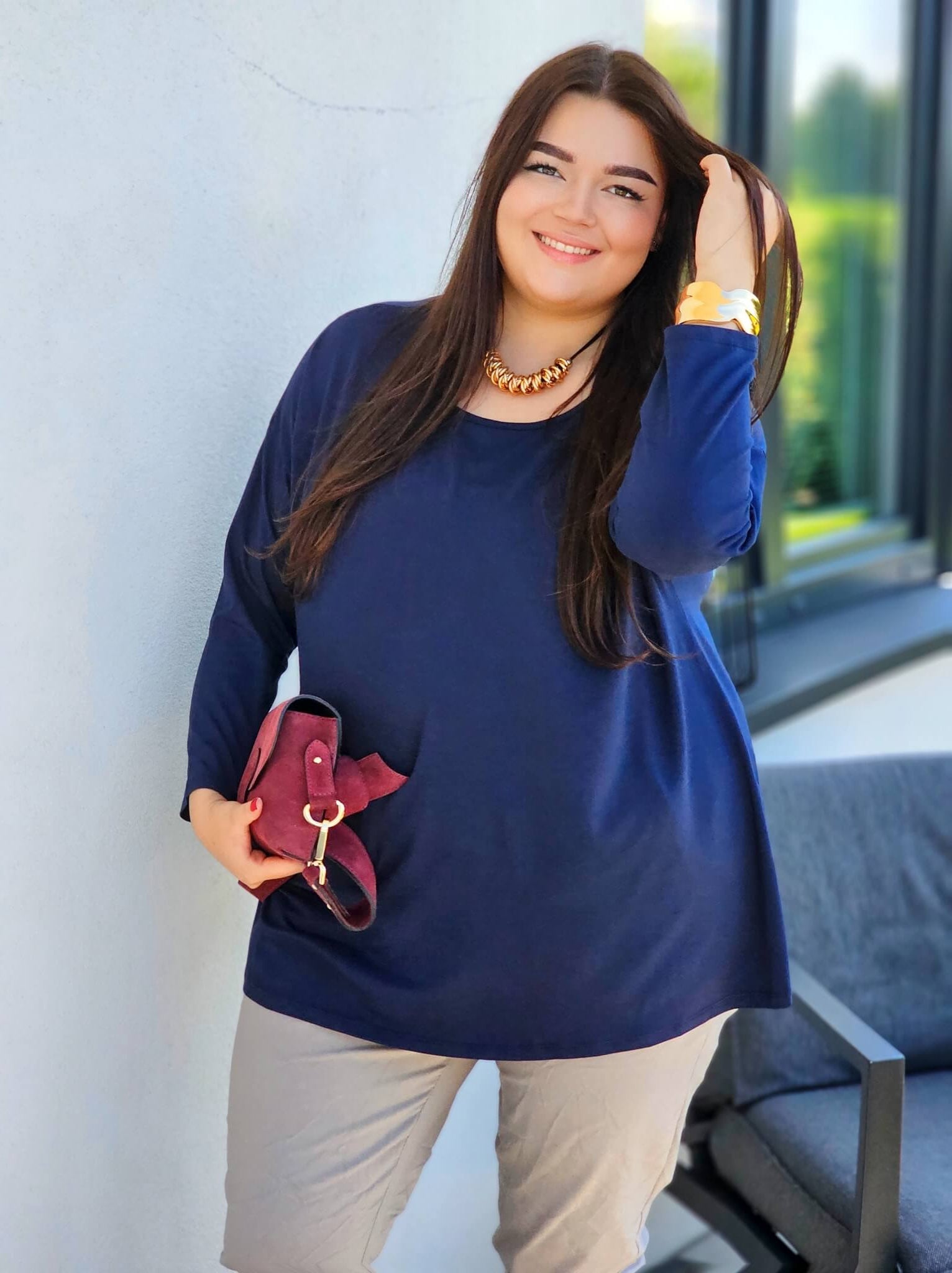 Bluzka basic - klasyka, którą pokochasz Stylowa XL