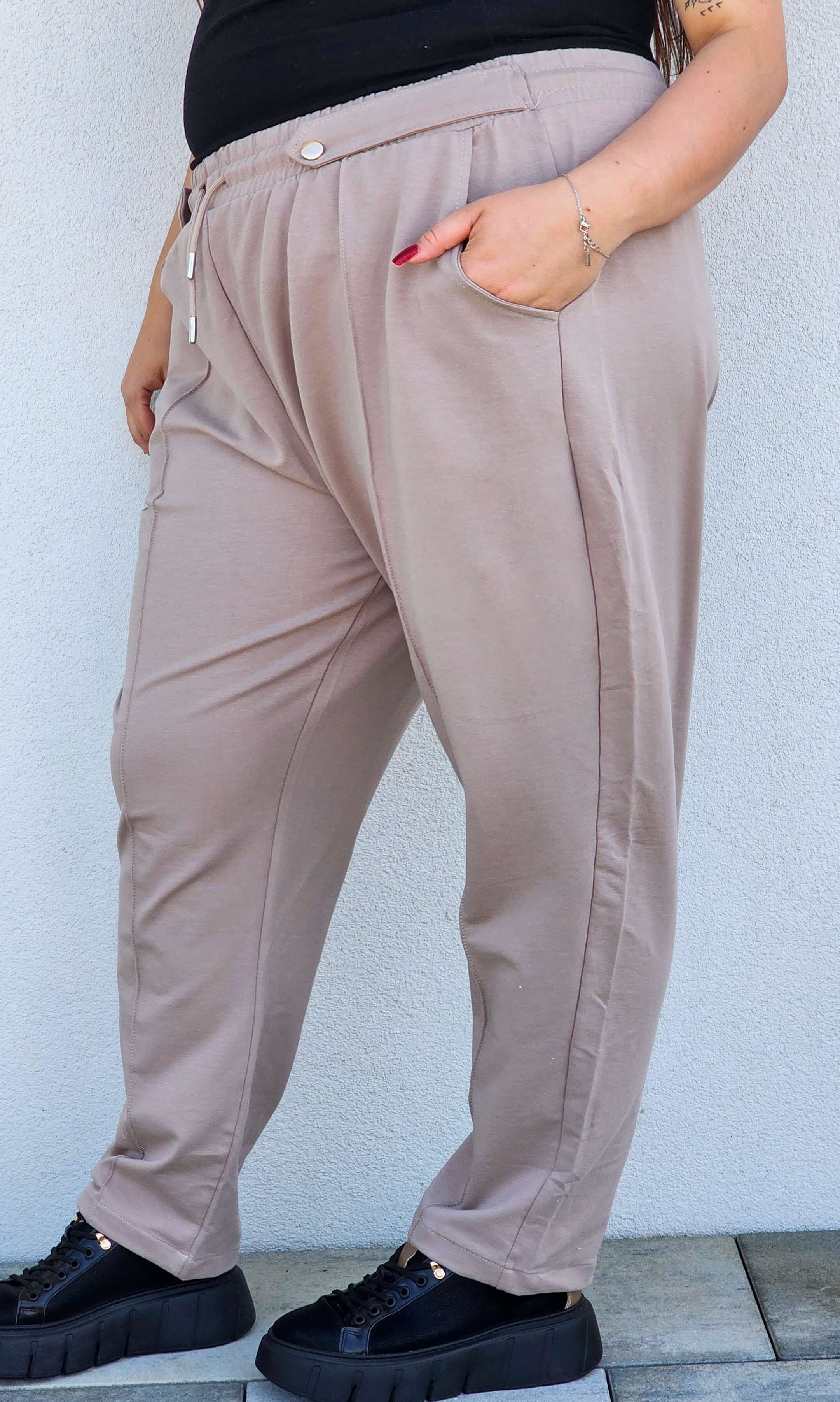 Eleganckie spodnie z ozdobnym guzikiem Stylowa XL