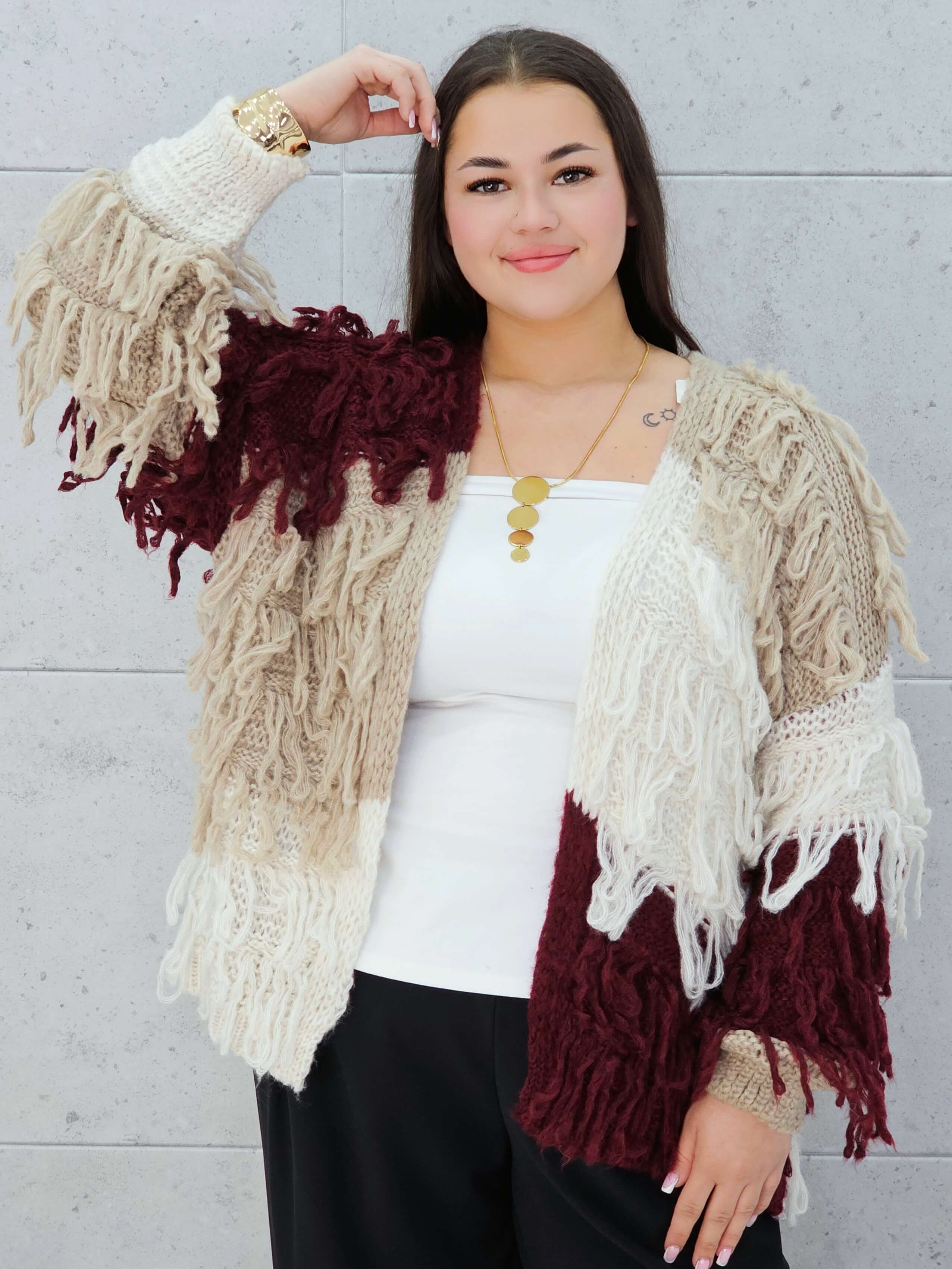 Sweter z frędzlami Stylowa XL