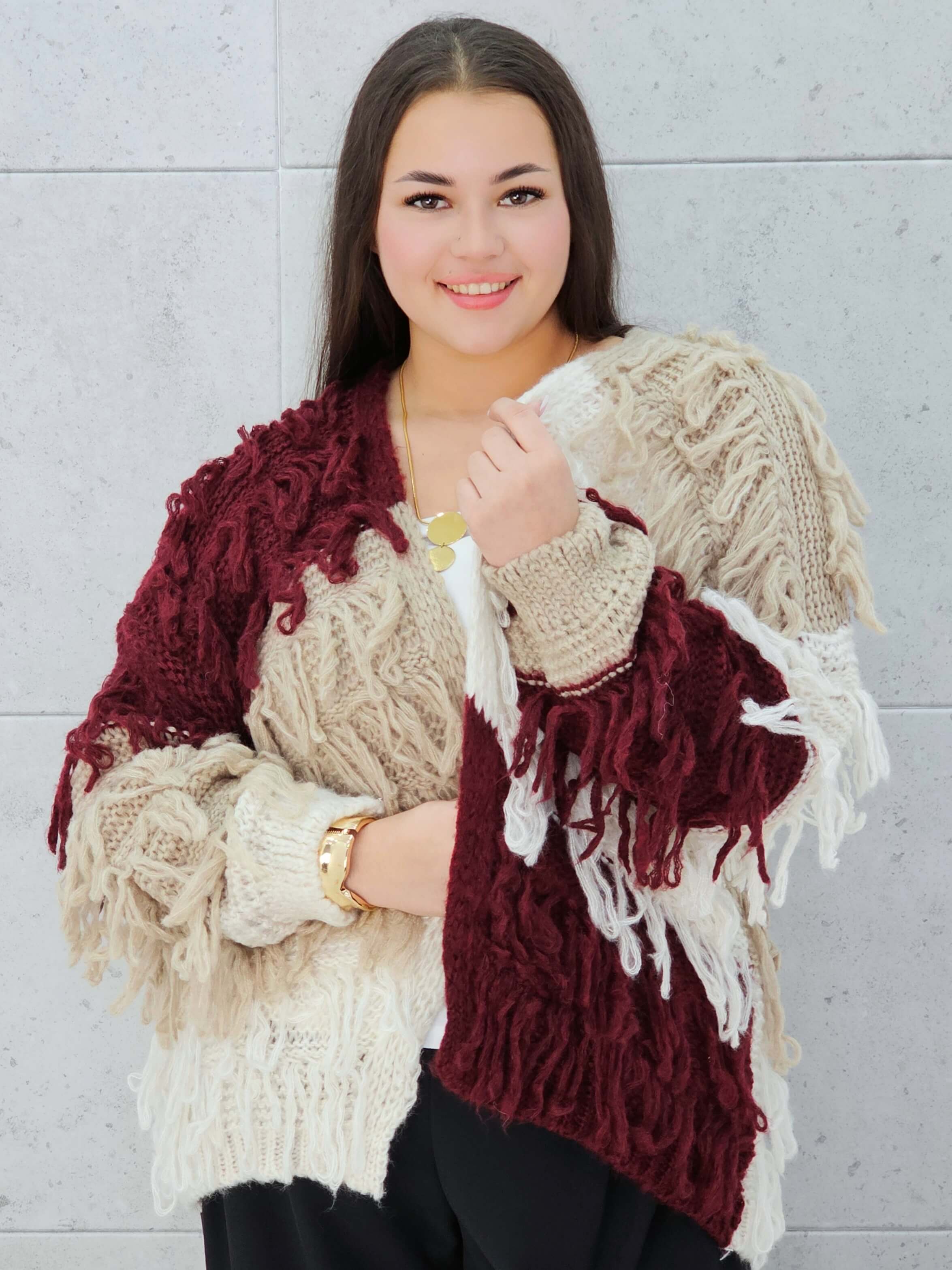 Sweter z frędzlami Stylowa XL