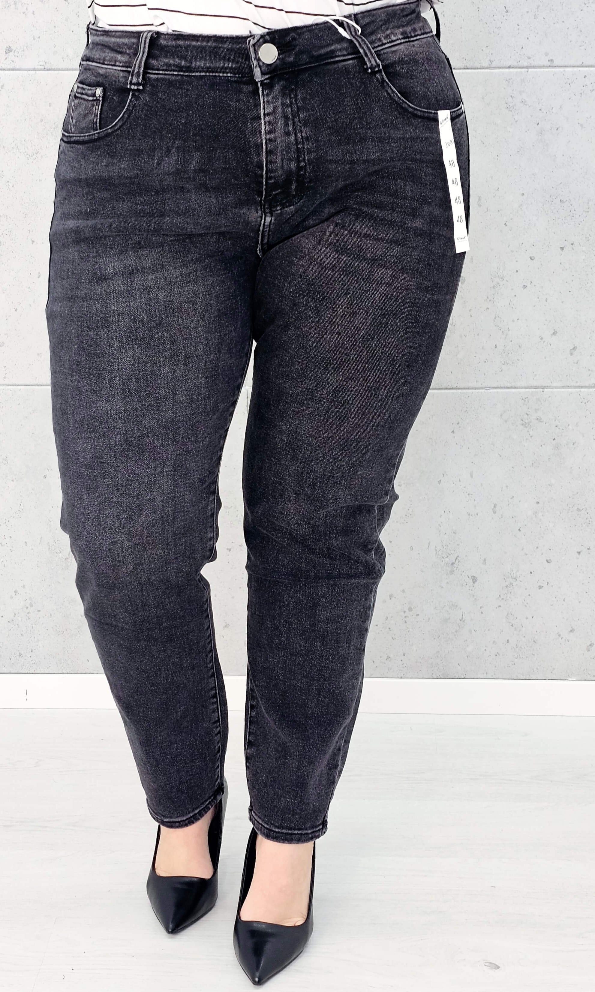 Spodnie jeansowe StylowaXL – klasyka i komfort w modzie plus size Stylowa XL