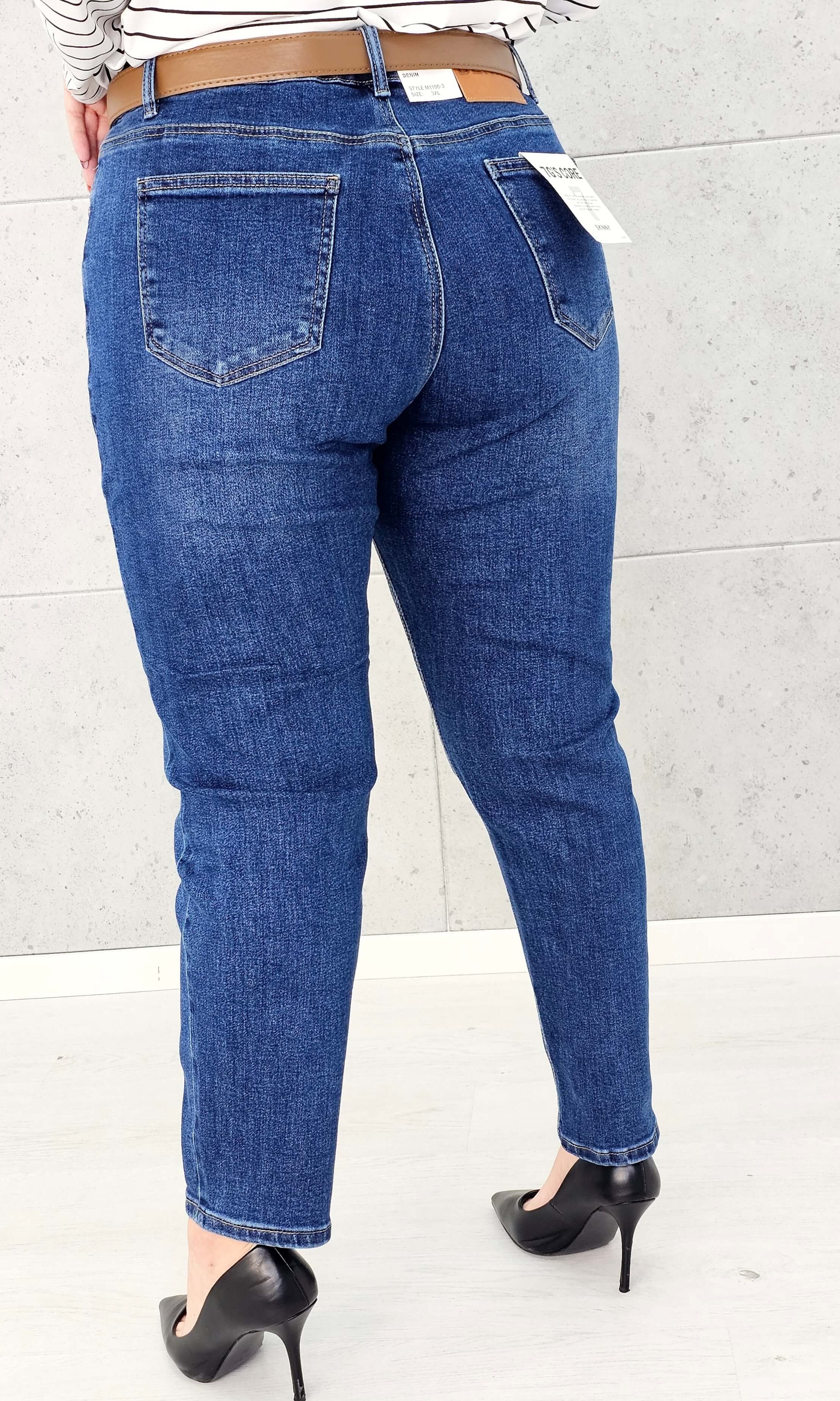 Spodnie jeansowe StylowaXL – klasyka i wygoda w modzie plus size. M.Sara Stylowa XL