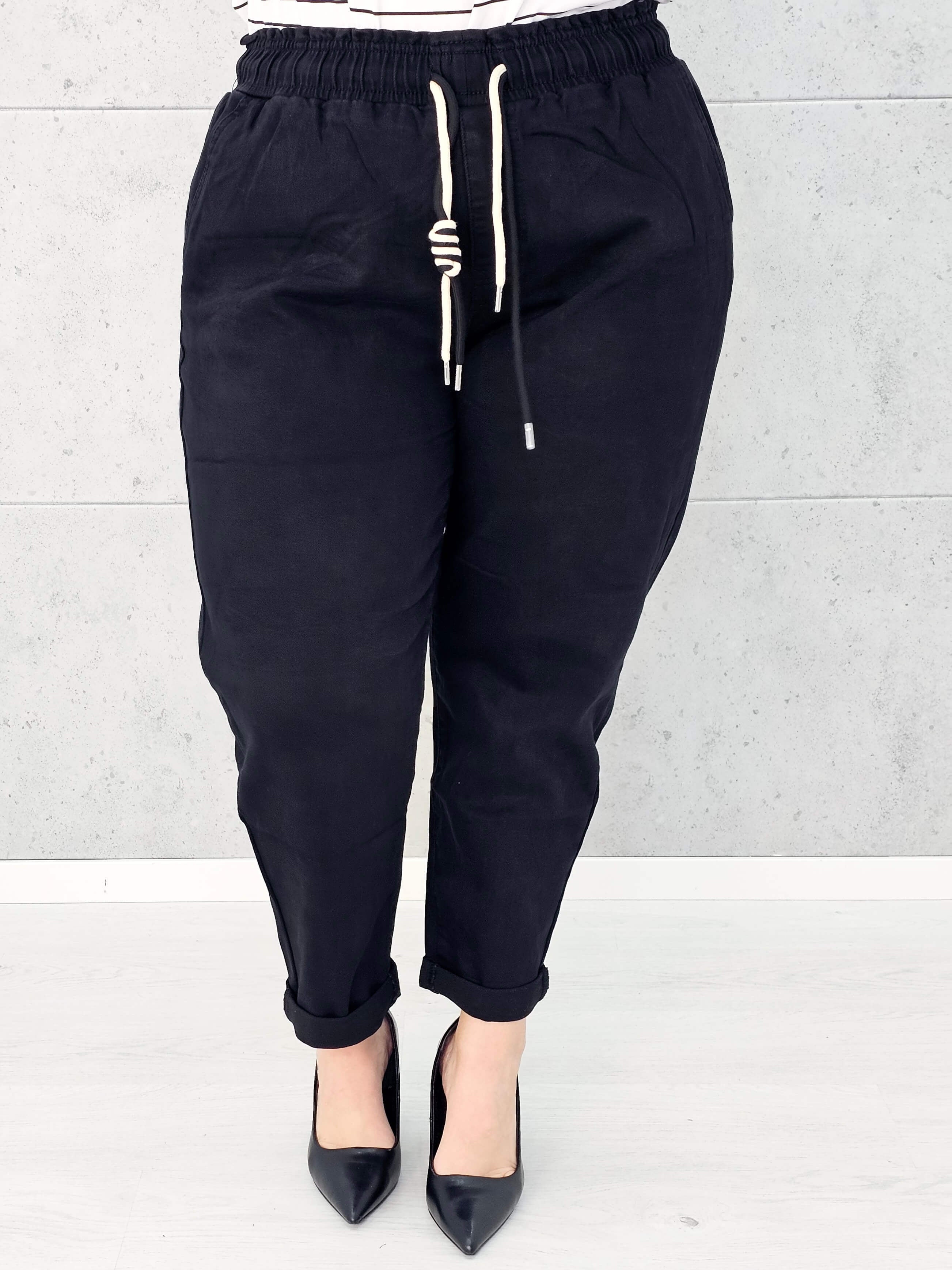 Czarne spodnie StylowaXL – komfort, elegancja i styl w modzie plus size Stylowa XL