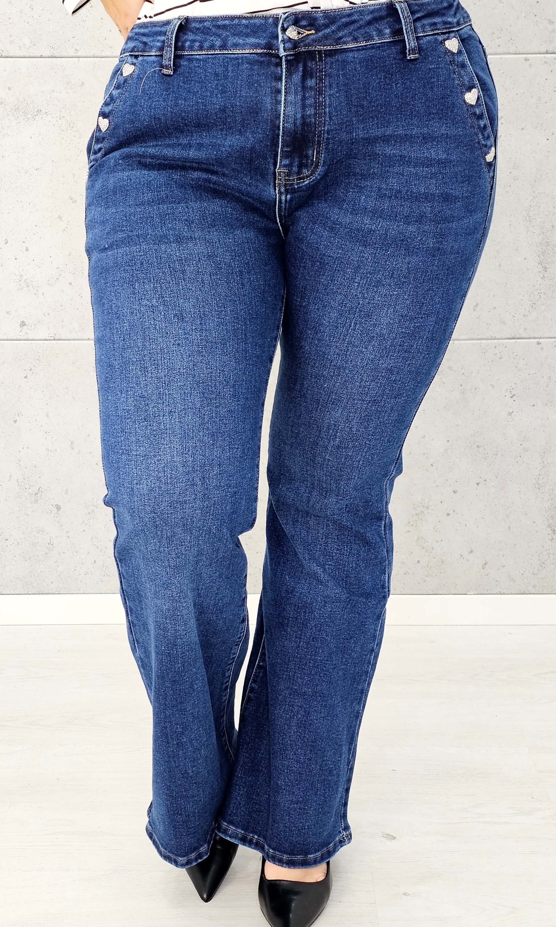 Spodnie jeansowe StylowaXL Bootcut – dzwony krój w modzie plus size Stylowa XL