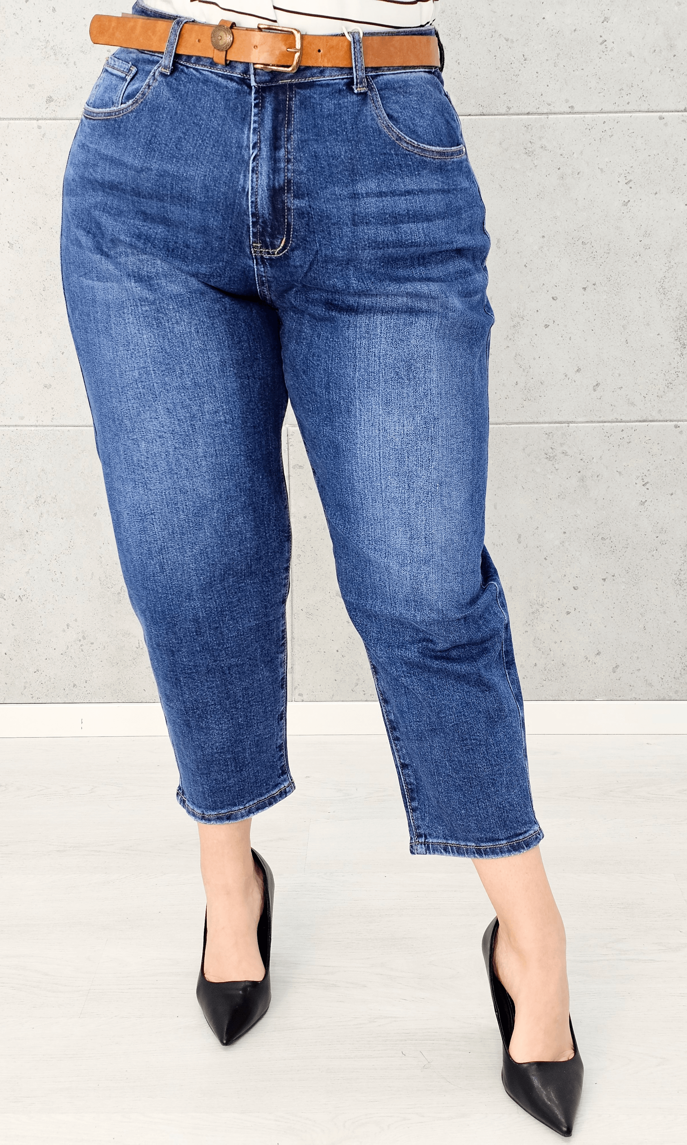 Spodnie jeansowe StylowaXL Mom Fit Classic – modne spodnie plus size Stylowa XL