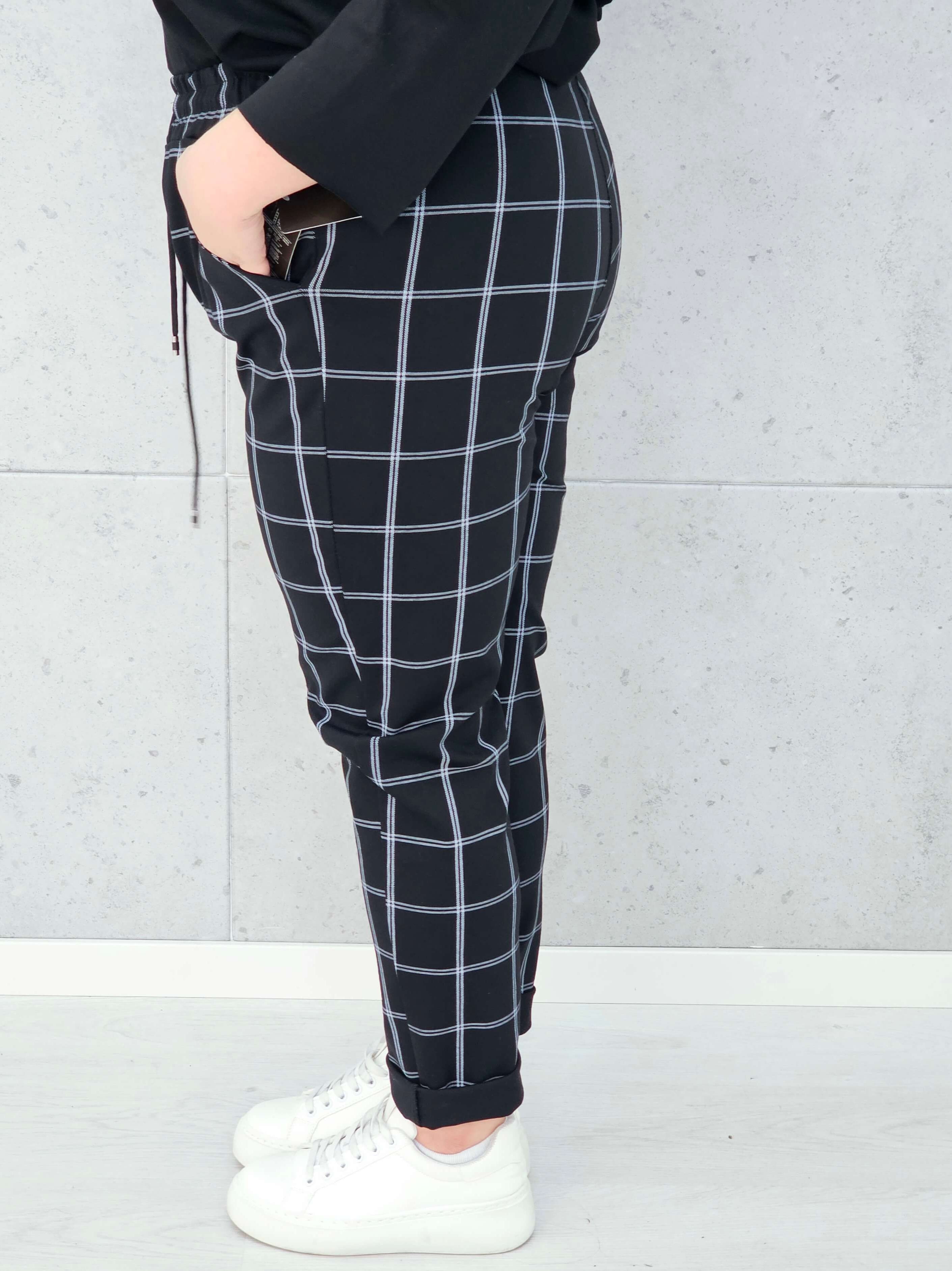 Spodnie w kratkę plus size – wygodne spodnie XXL z elastycznym pasem - Stylowa XL