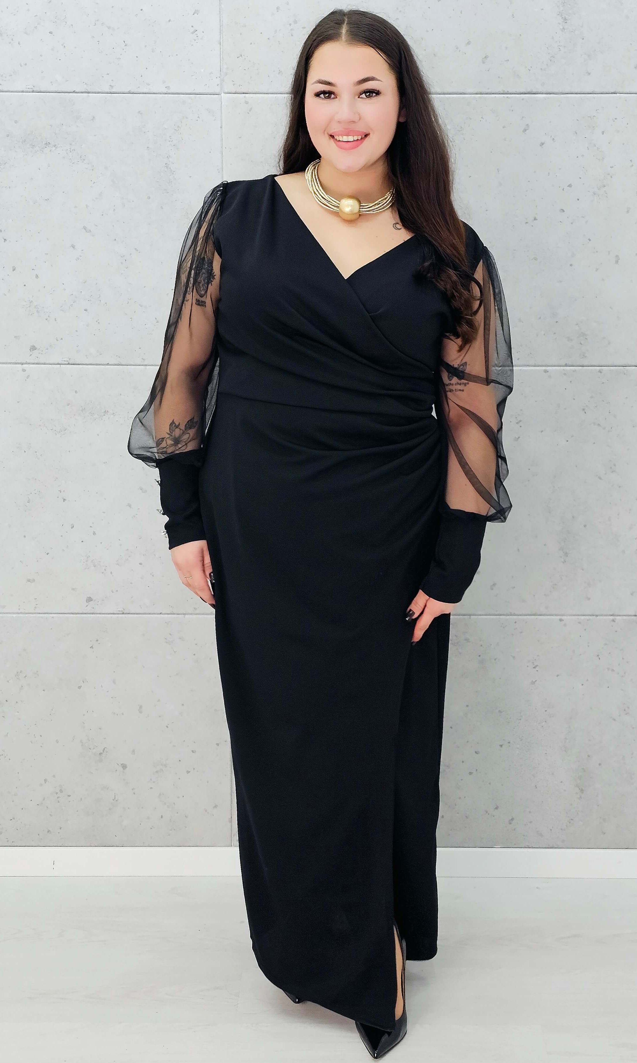 Sukienka maxi z kopertowym dekoltem i tiulowymi rękawami – Stylowa XL w całości