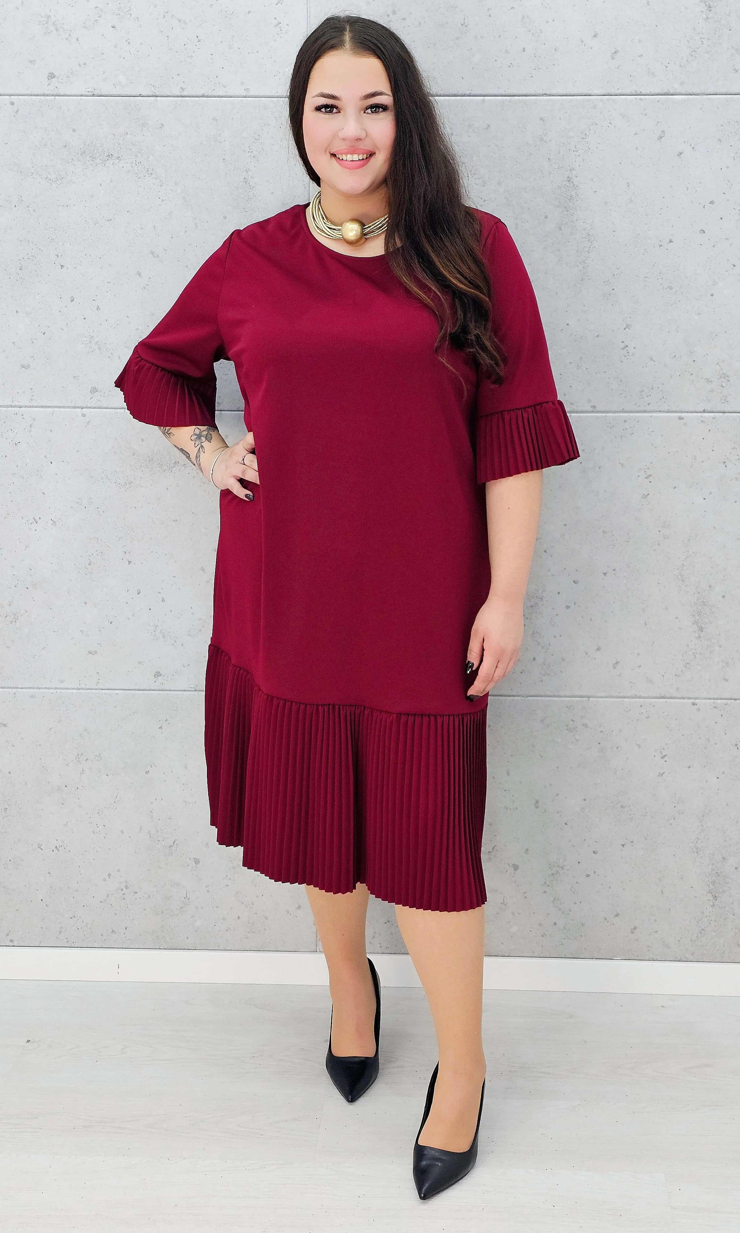 Bordowa sukienka plisowana midi plus size – Stylowa XL przód