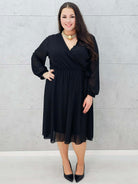 Elegancka szyfonowa sukienka plus size midi z kopertowym dekoltem Stylowa XL