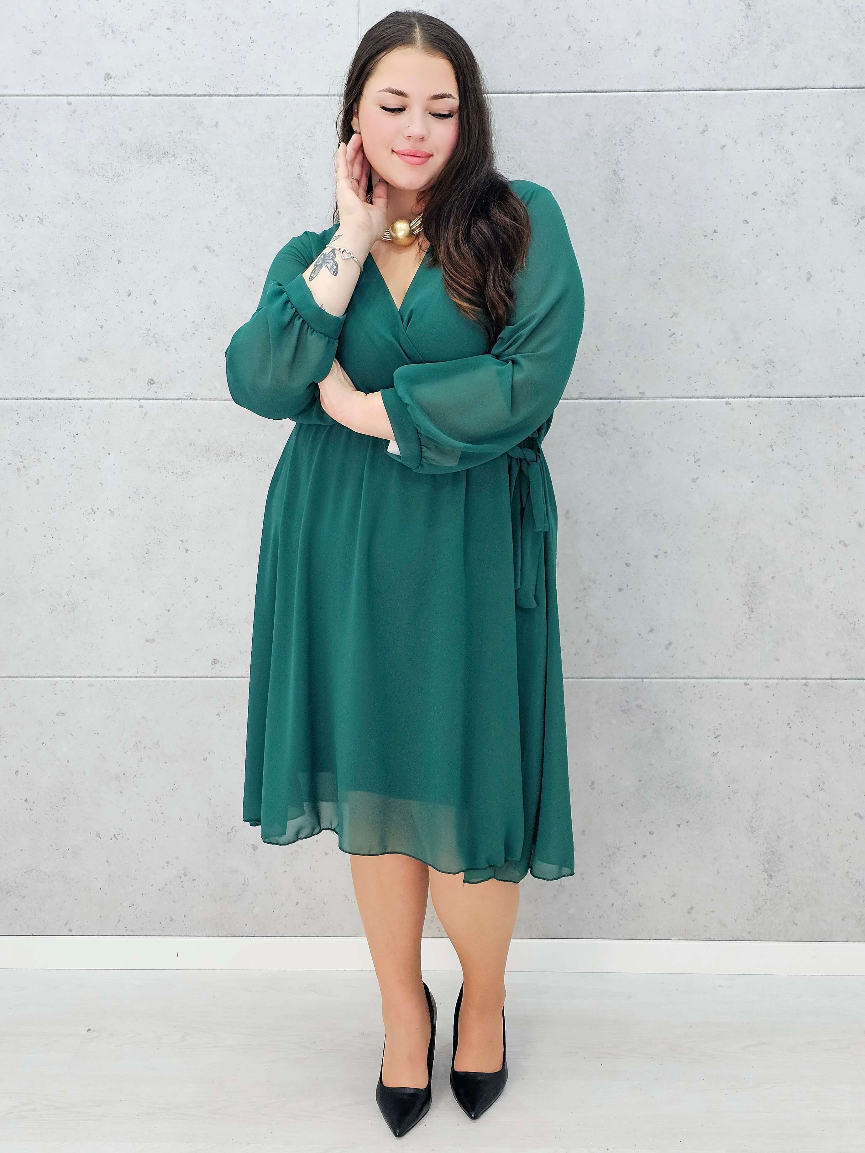 Elegancka szyfonowa sukienka plus size midi z kopertowym dekoltem Stylowa XL