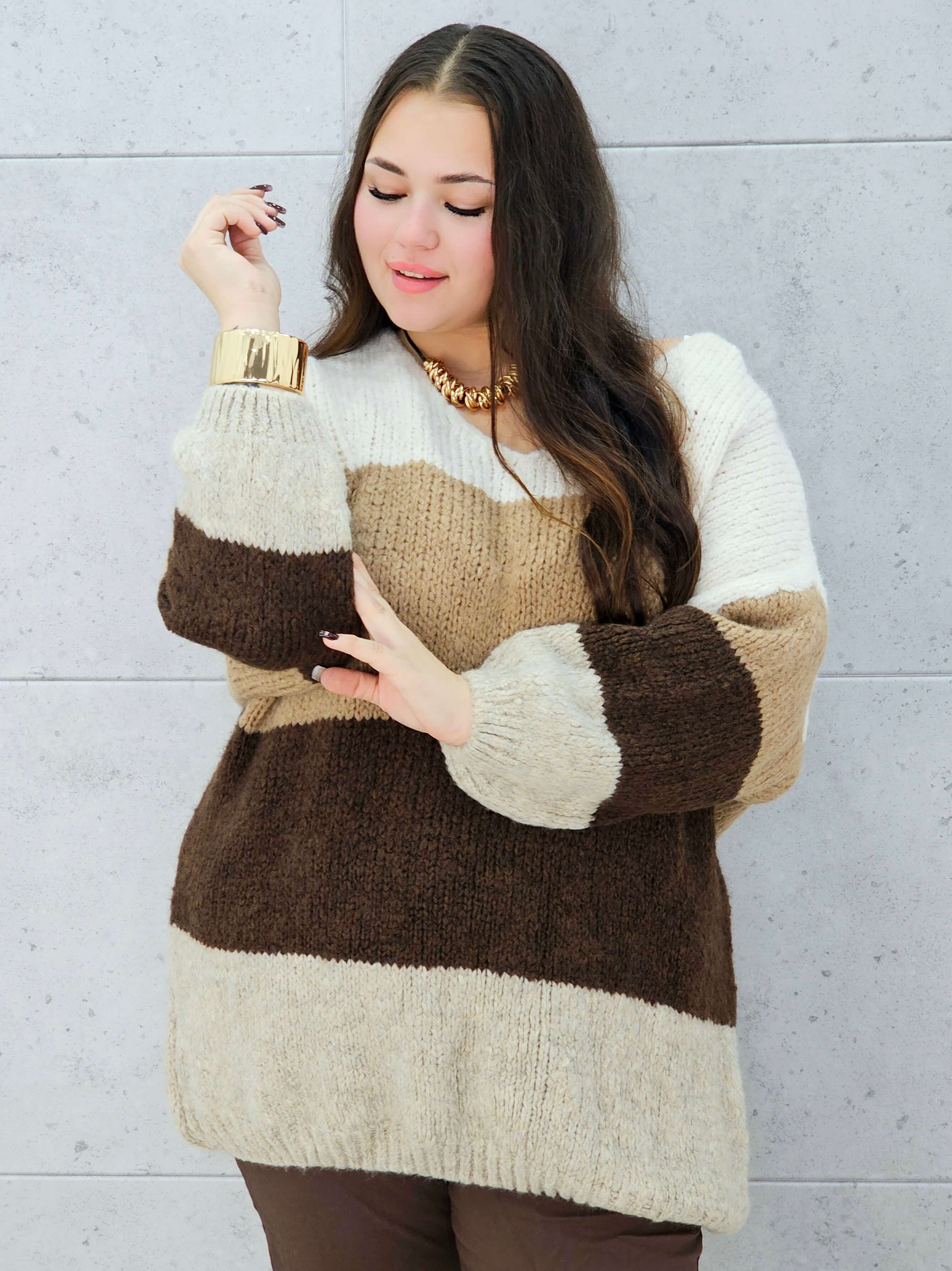 sweter w pasy beżowo-brązowy plus size Stylowa XL – rękaw ściągacz