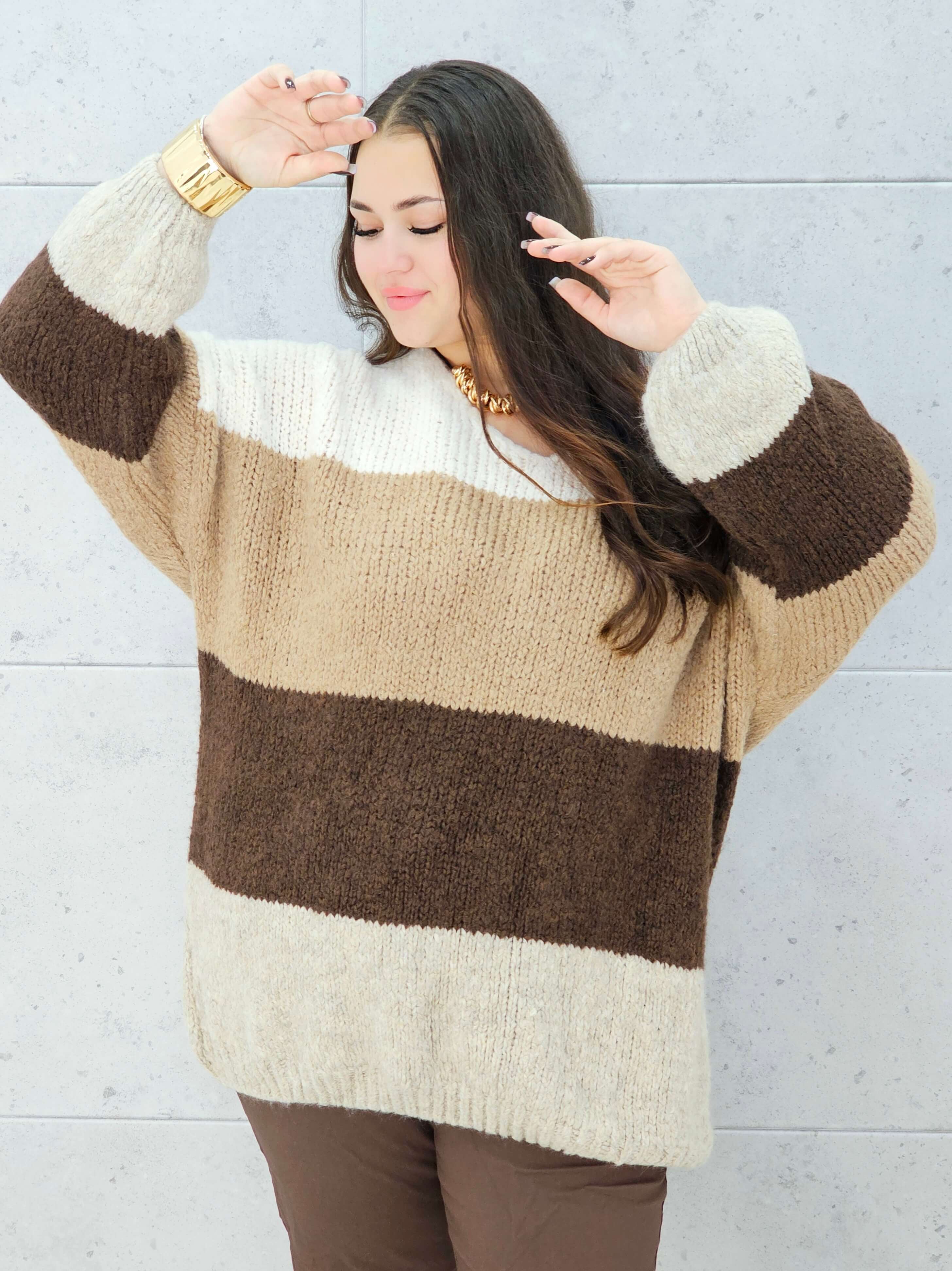 sweter w pasy beżowo-brązowy plus size Stylowa XL – przód