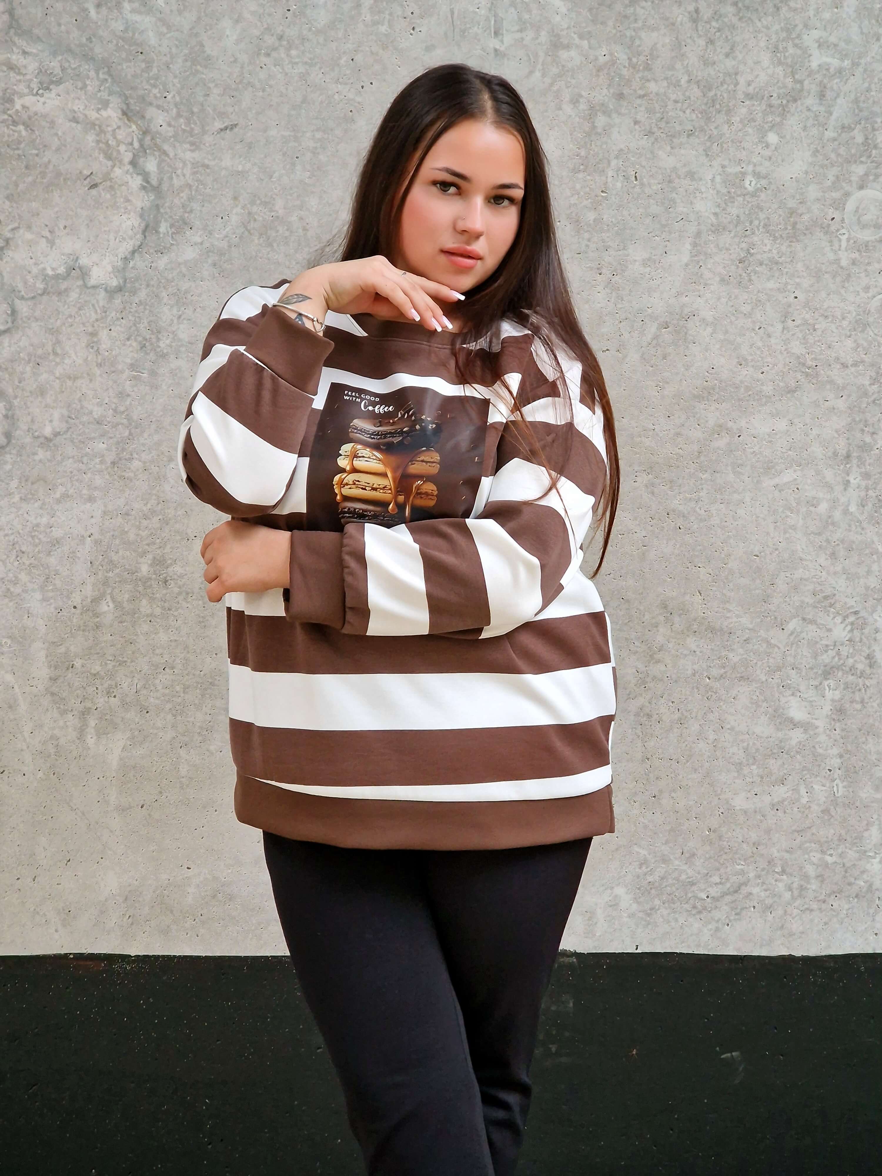 Biała bluza plus size z nadrukiem – modna bluza damska z motywem słodkości Stylowa XL