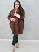 Płaszcz plus size oversize – styl, elegancja i komfort w jednym! Stylowa XL