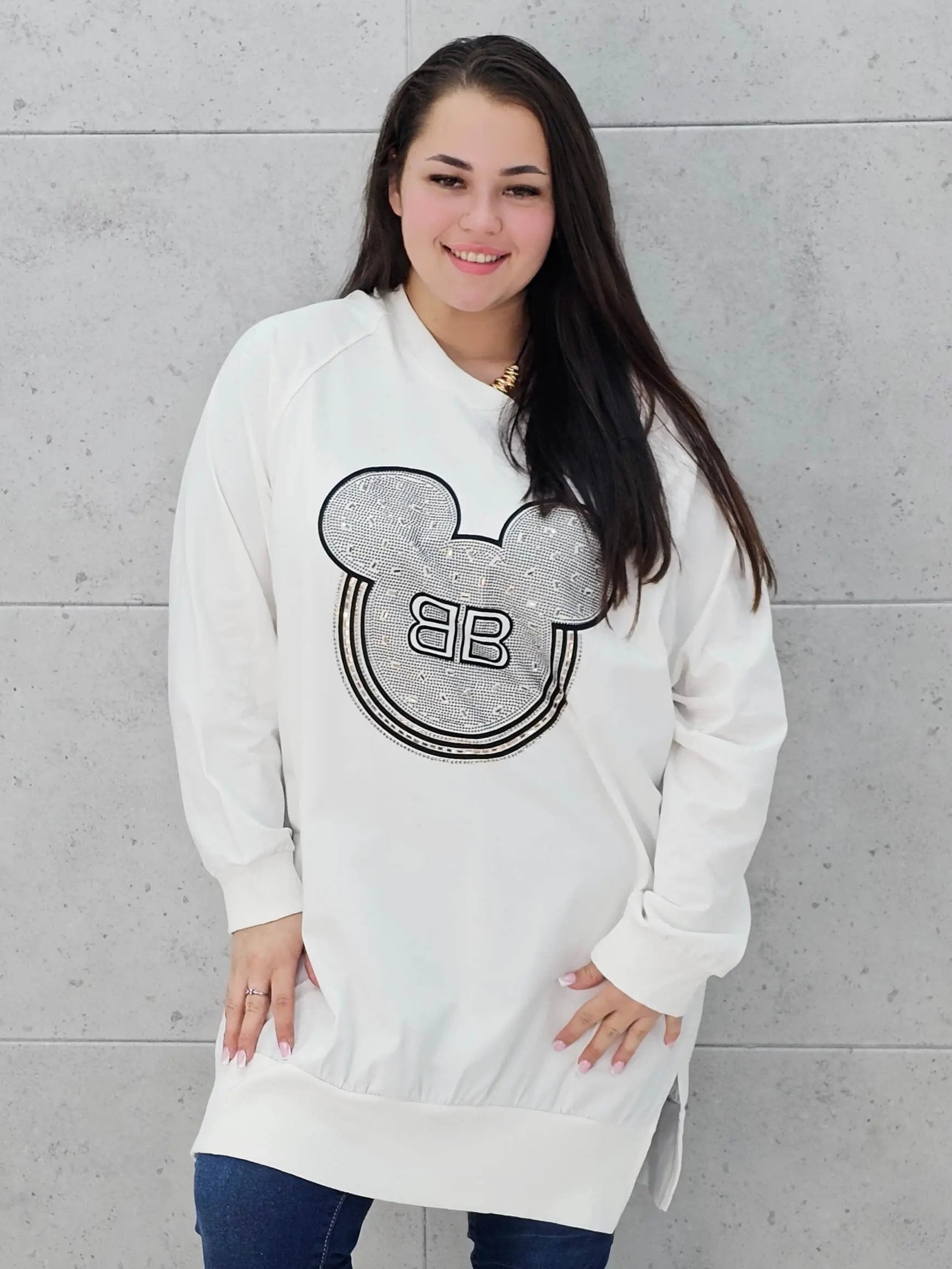 Bluza plus size z aplikacją BB – komfort i styl w rozmiarze XXL Stylowa XL