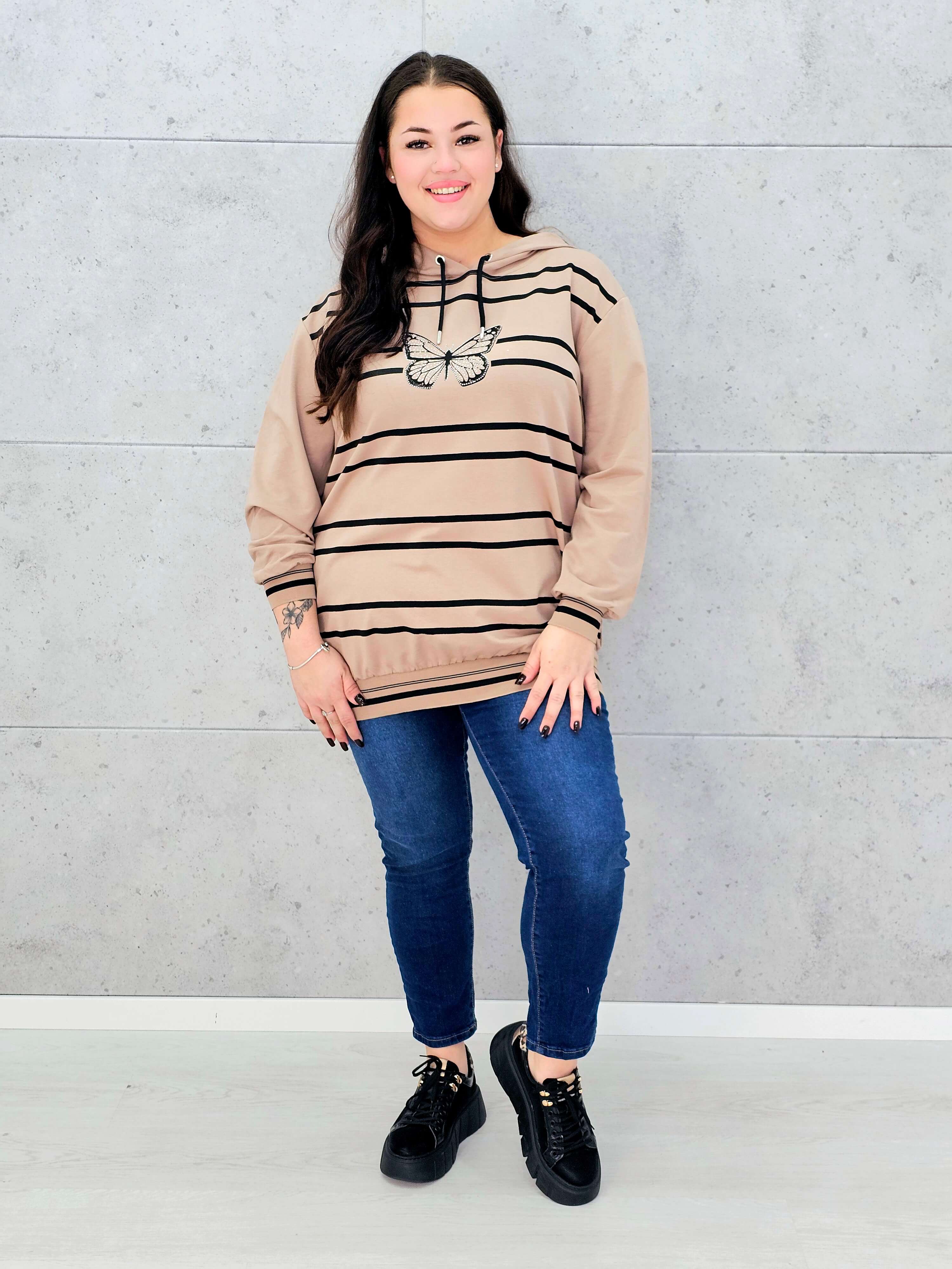 Bluza z kapturem i motywem motyla Stylowa XL