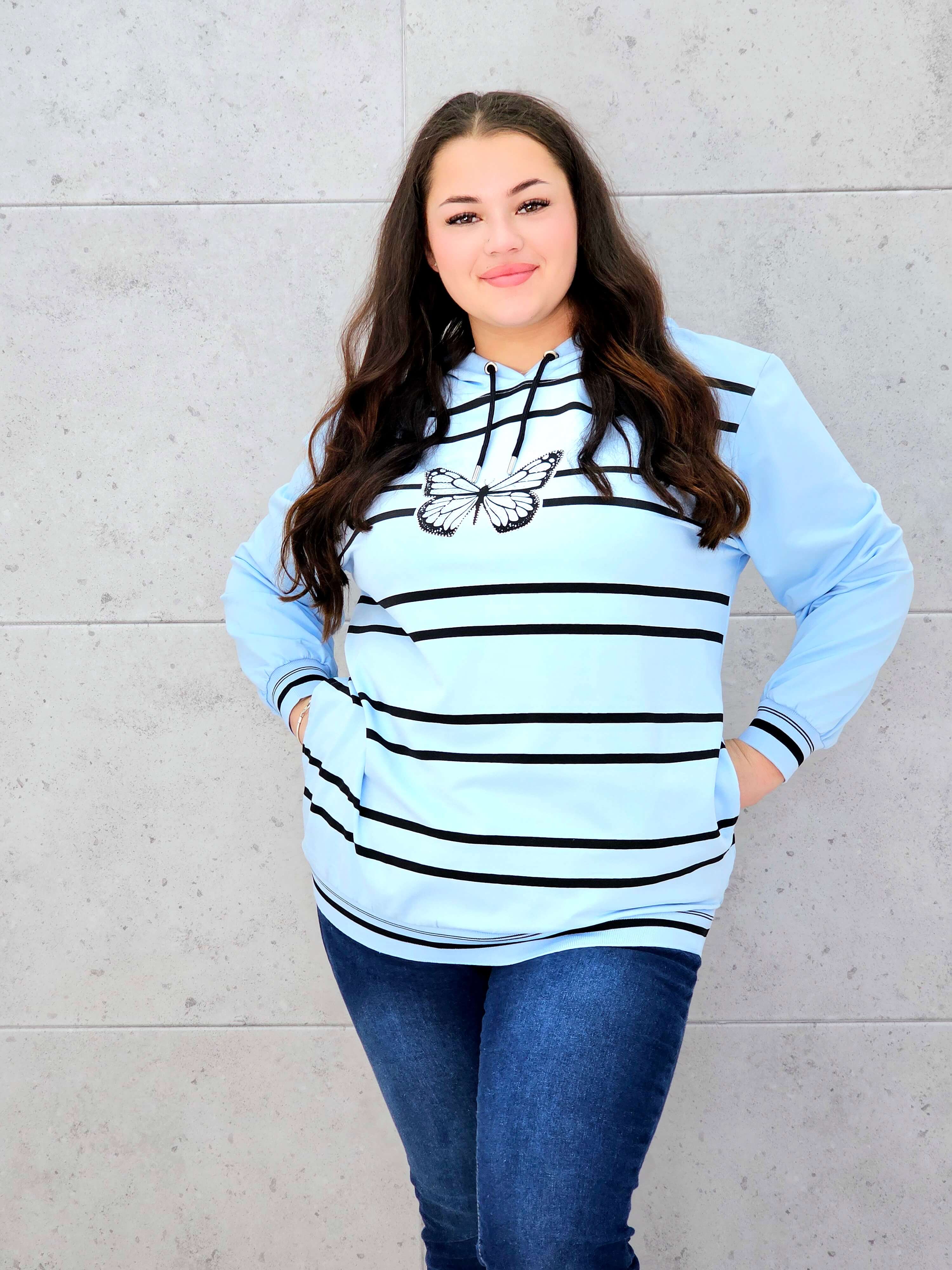 Bluza z kapturem i motywem motyla Stylowa XL