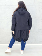 Asymetryczna kurtka-parka z kapturem Stylowa XL