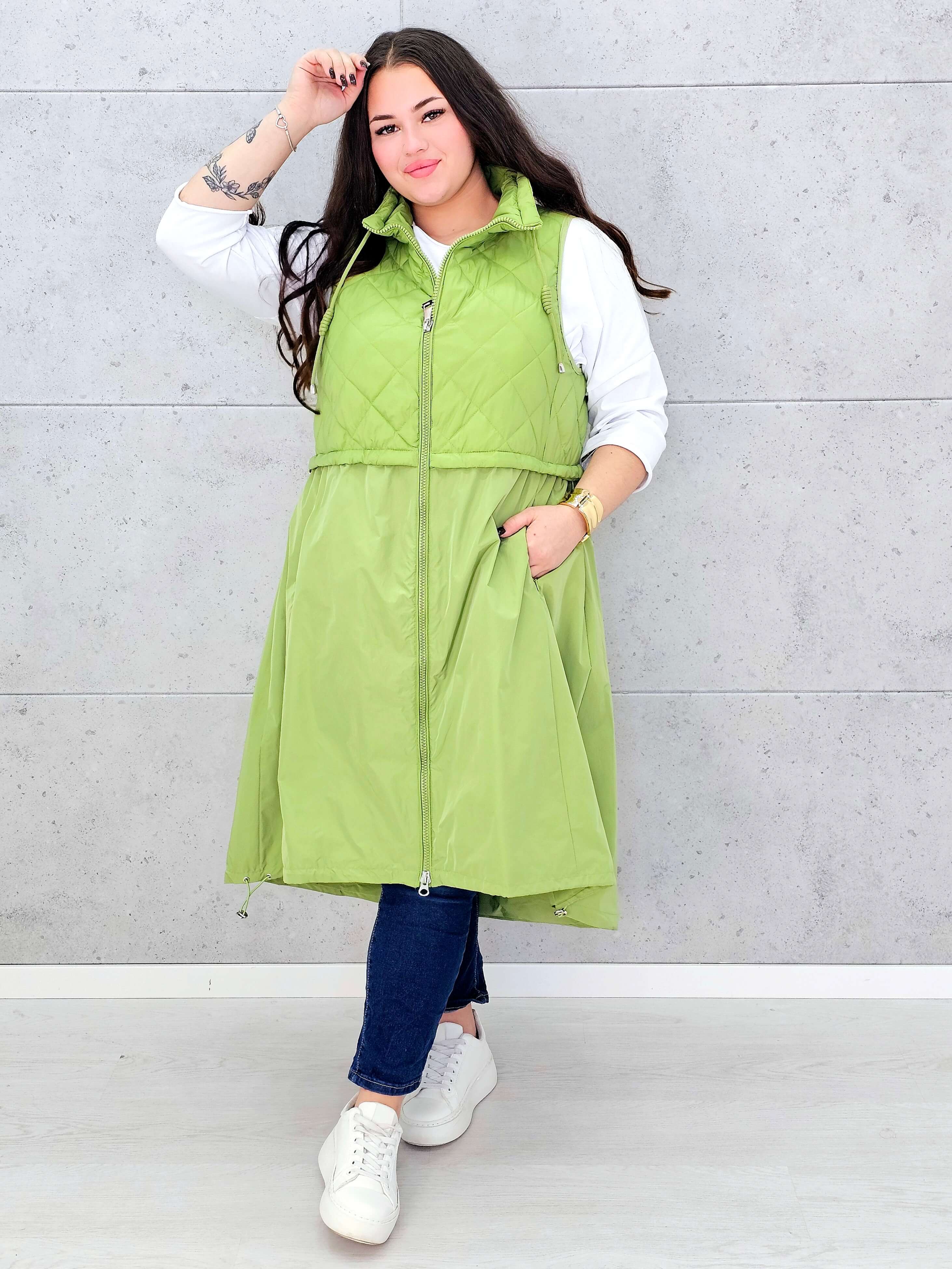 Kamizelka plus size długa z pikowaną górą – kolor i styl na chłodniejsze dni Stylowa XL