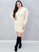 Sukienka sweterkowa z ozdobnymi guzikami na ramieniu z jednej strony Stylowa XL
