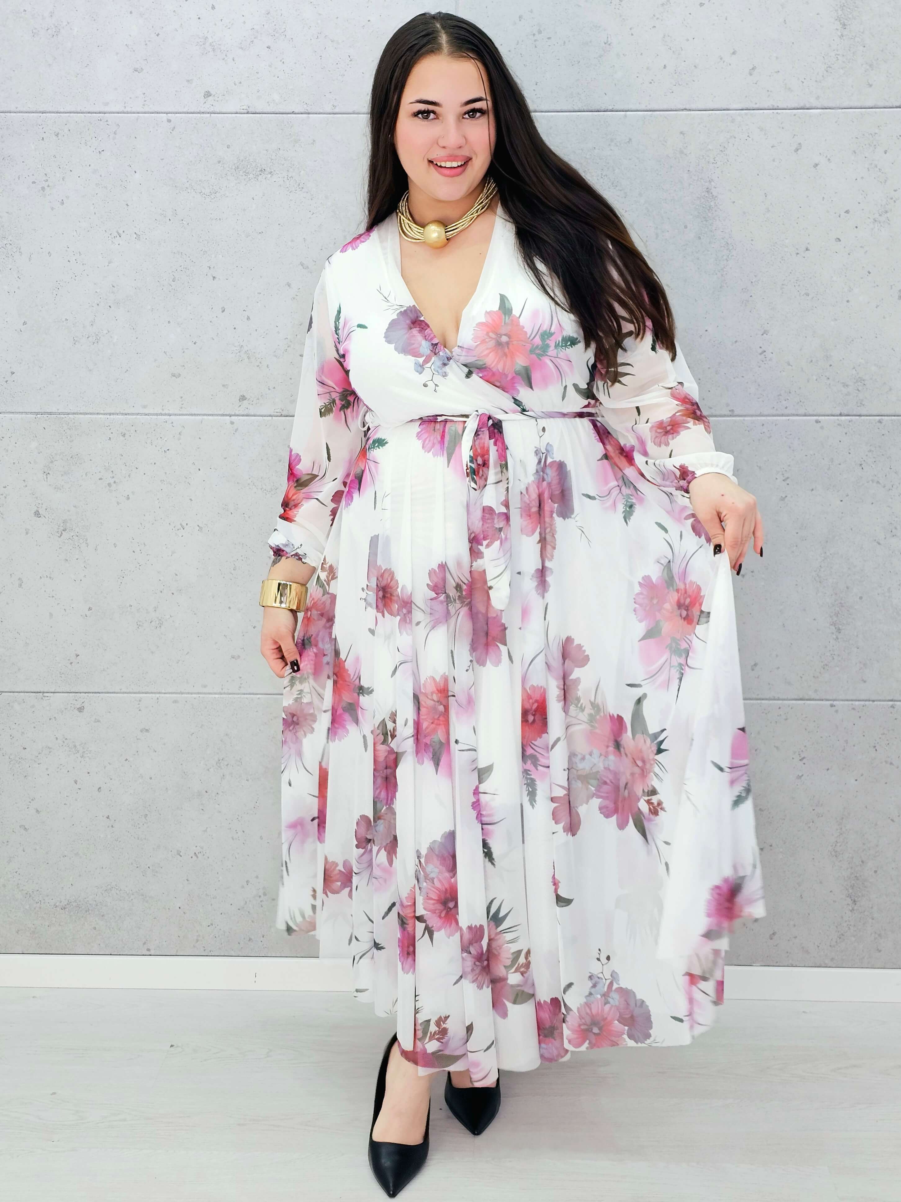 Sukienka z Siateczkowym Wykończeniem Plus Size StylowaXL – Romantyczna Elegancja i Lekkość Stylowa XL