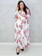 Sukienka z Siateczkowym Wykończeniem Plus Size StylowaXL – Romantyczna Elegancja i Lekkość Stylowa XL