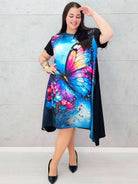 Sukienka StylowaXL z motylem – kolorowa sukienka plus size o asymetrycznym kroju Stylowa XL