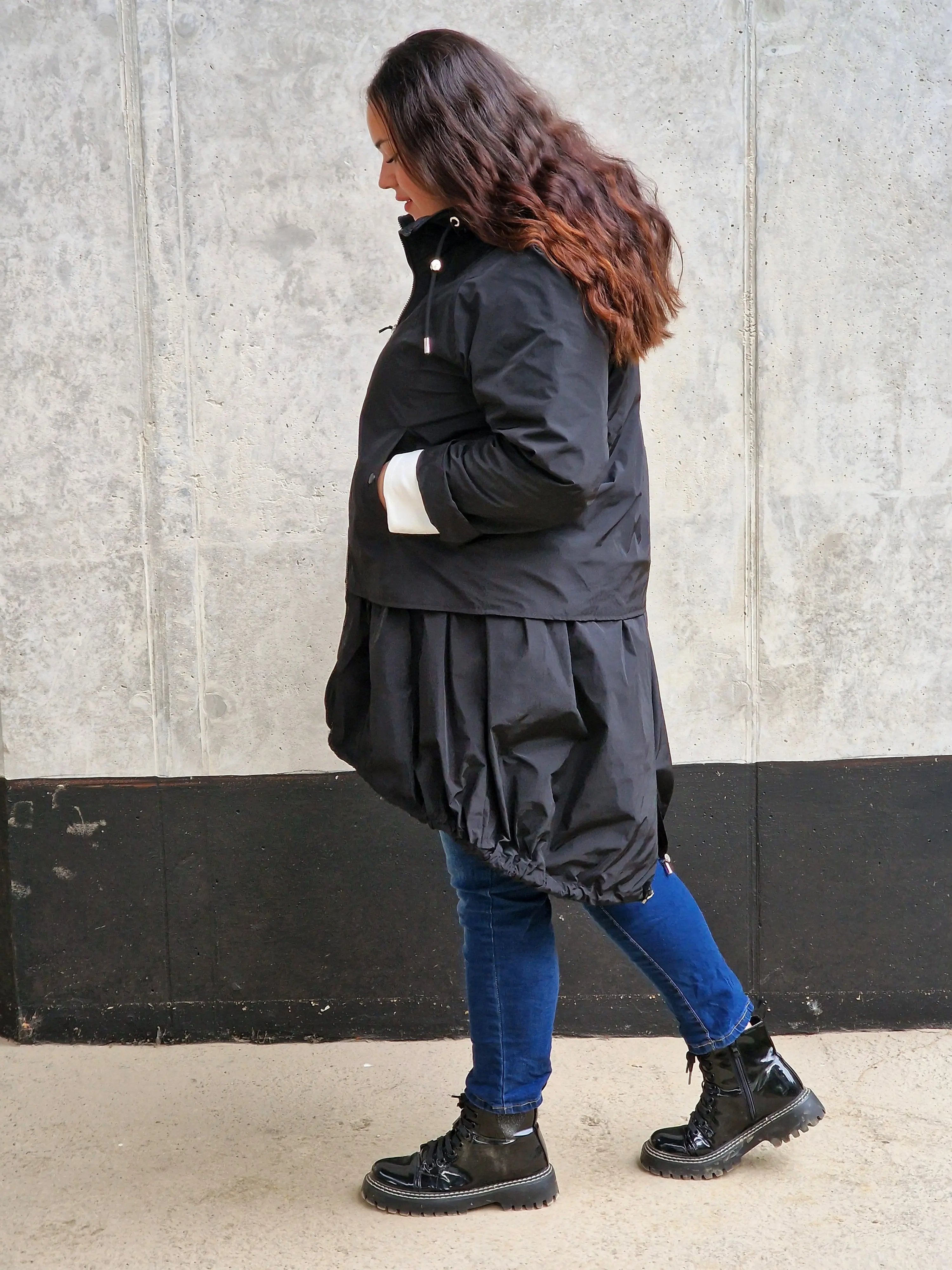 Asymetryczna kurtka-parka z kapturem Stylowa XL