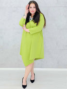 Asymetryczna sukienka z dekoltem V moda dla kobiet plus size Stylowa XL