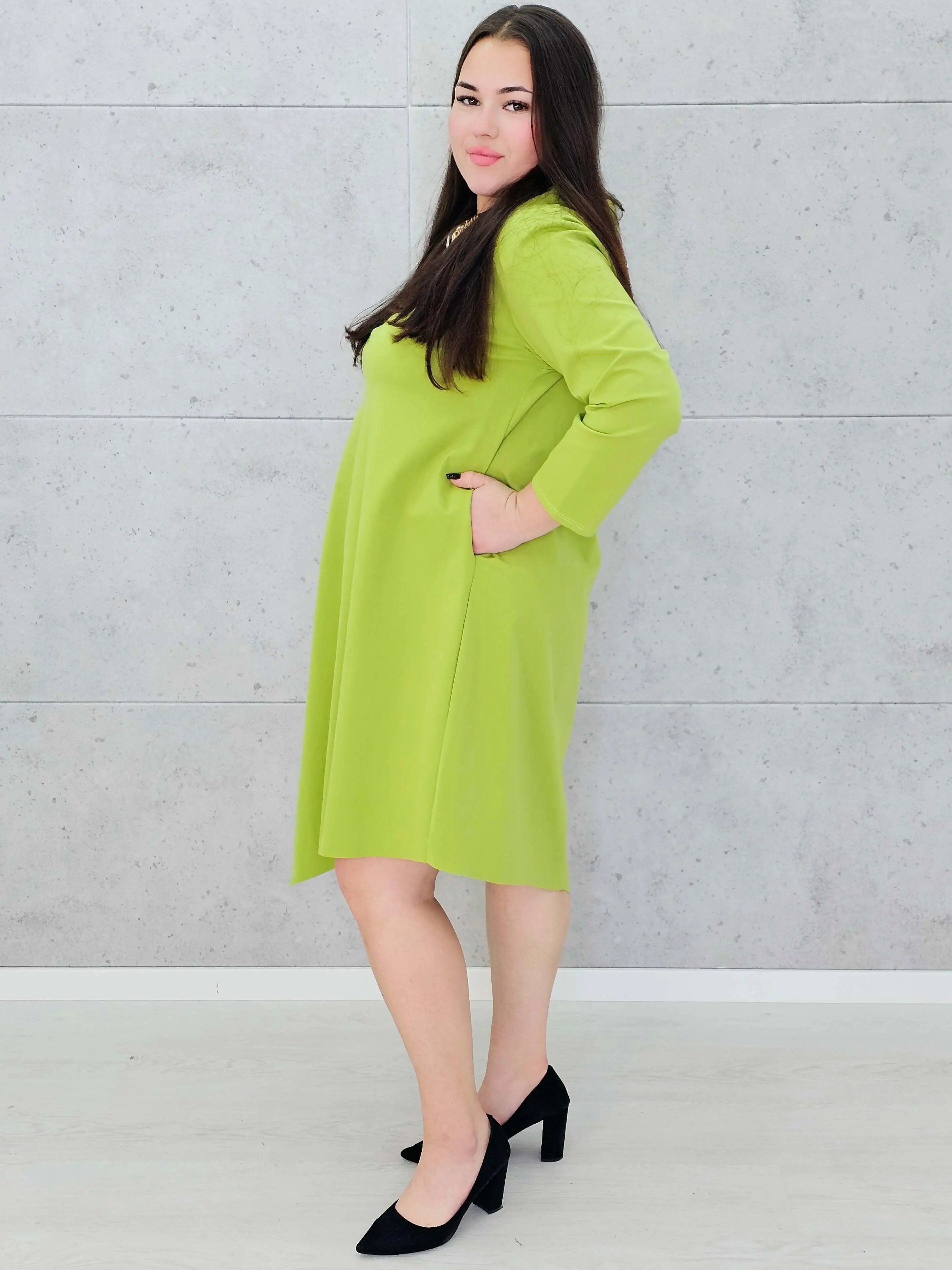 Asymetryczna sukienka z dekoltem V moda dla kobiet plus size Stylowa XL