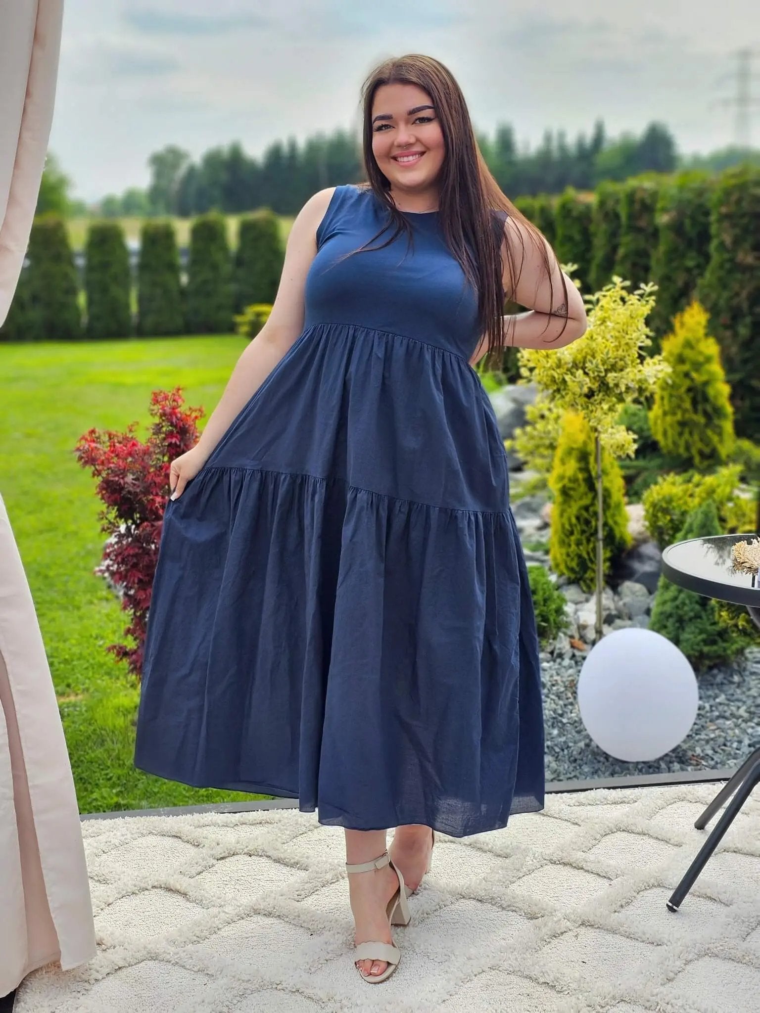 Bawełniana sukienka maxi bez rękawów Stylowa XL