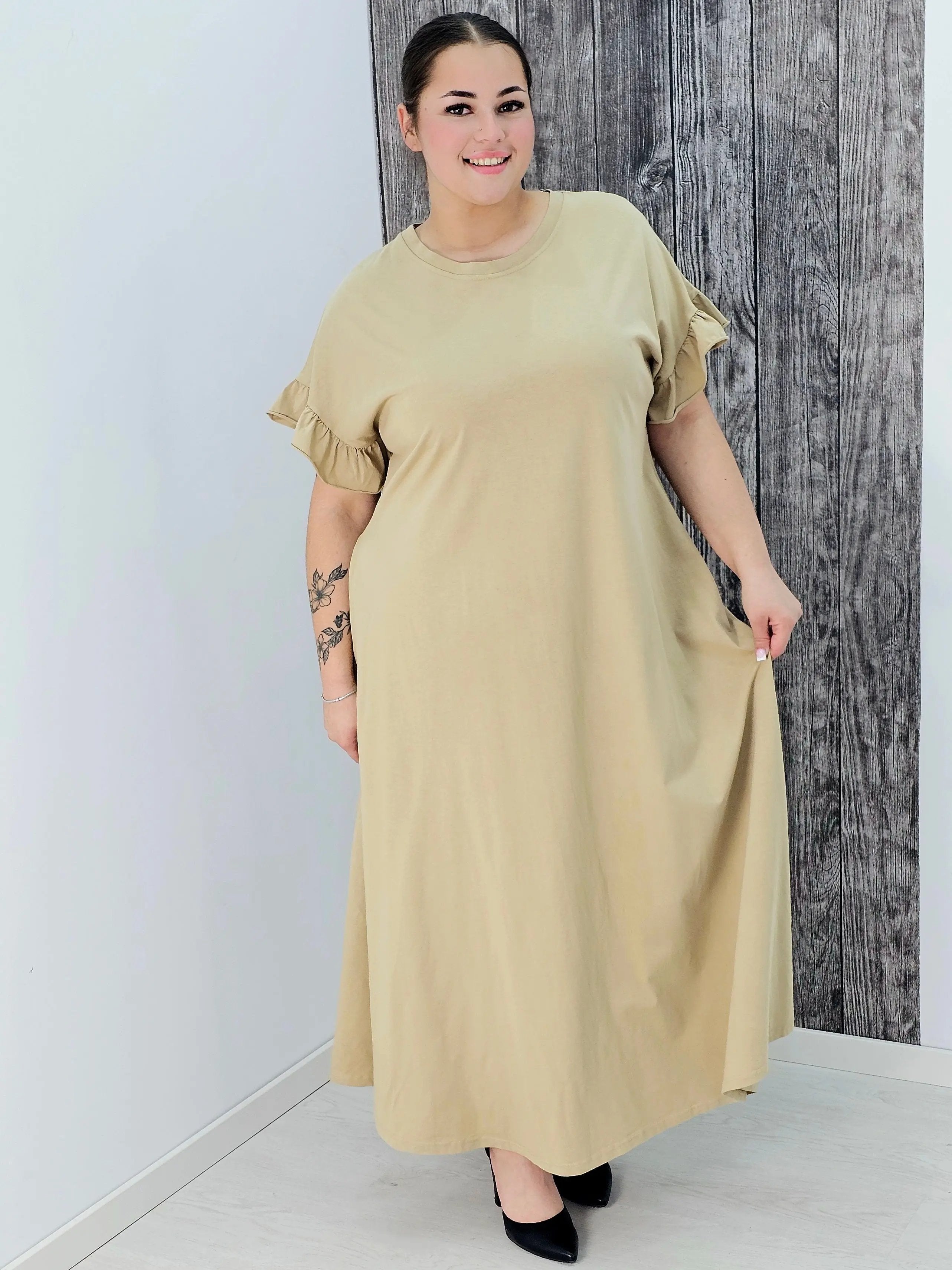 Bawełniana sukienka maxi z falbankami Stylowa XL