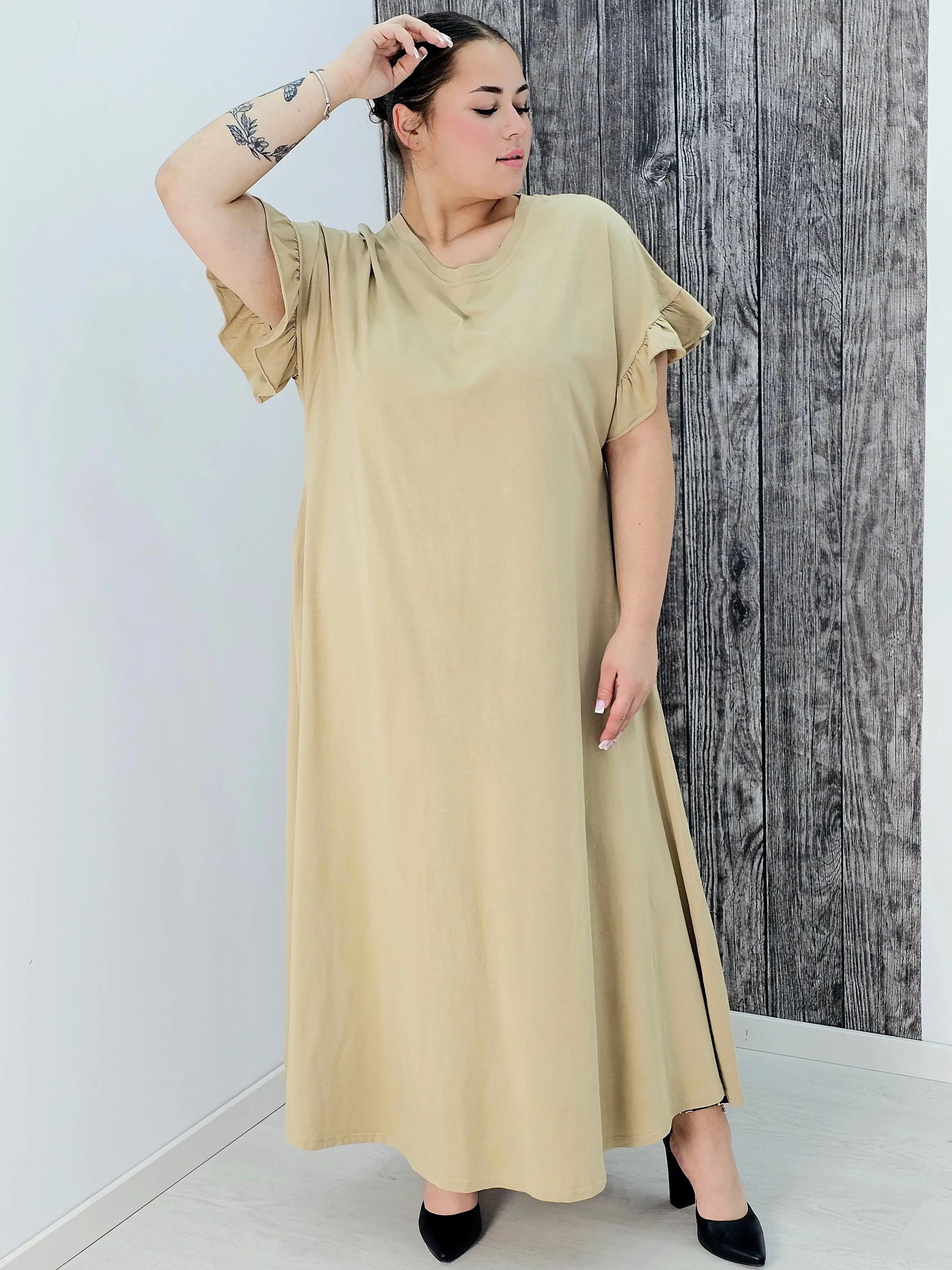 Bawełniana sukienka maxi z falbankami Stylowa XL