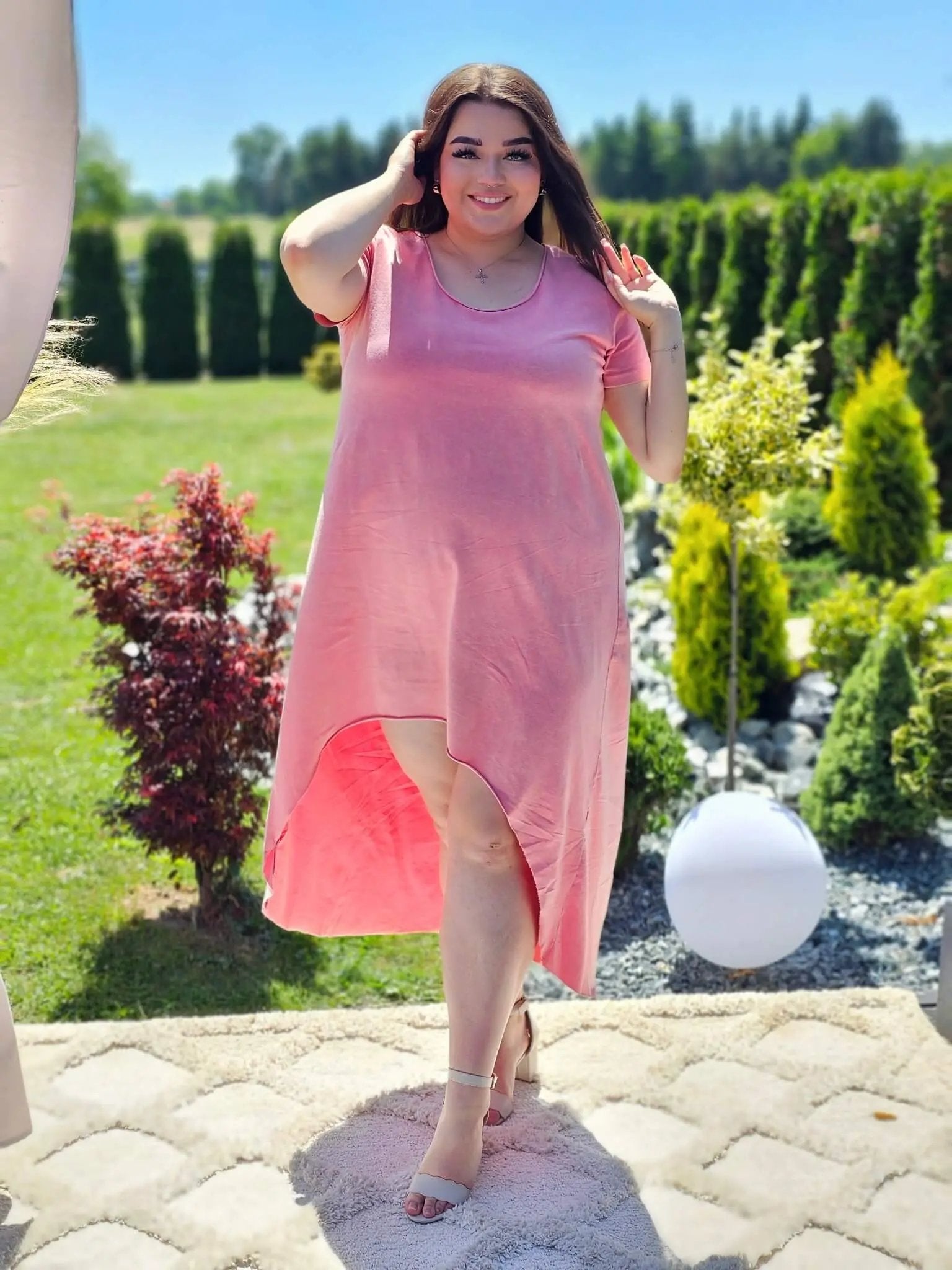 Bawełniana sukienka z asymetrycznym dołem Stylowa XL