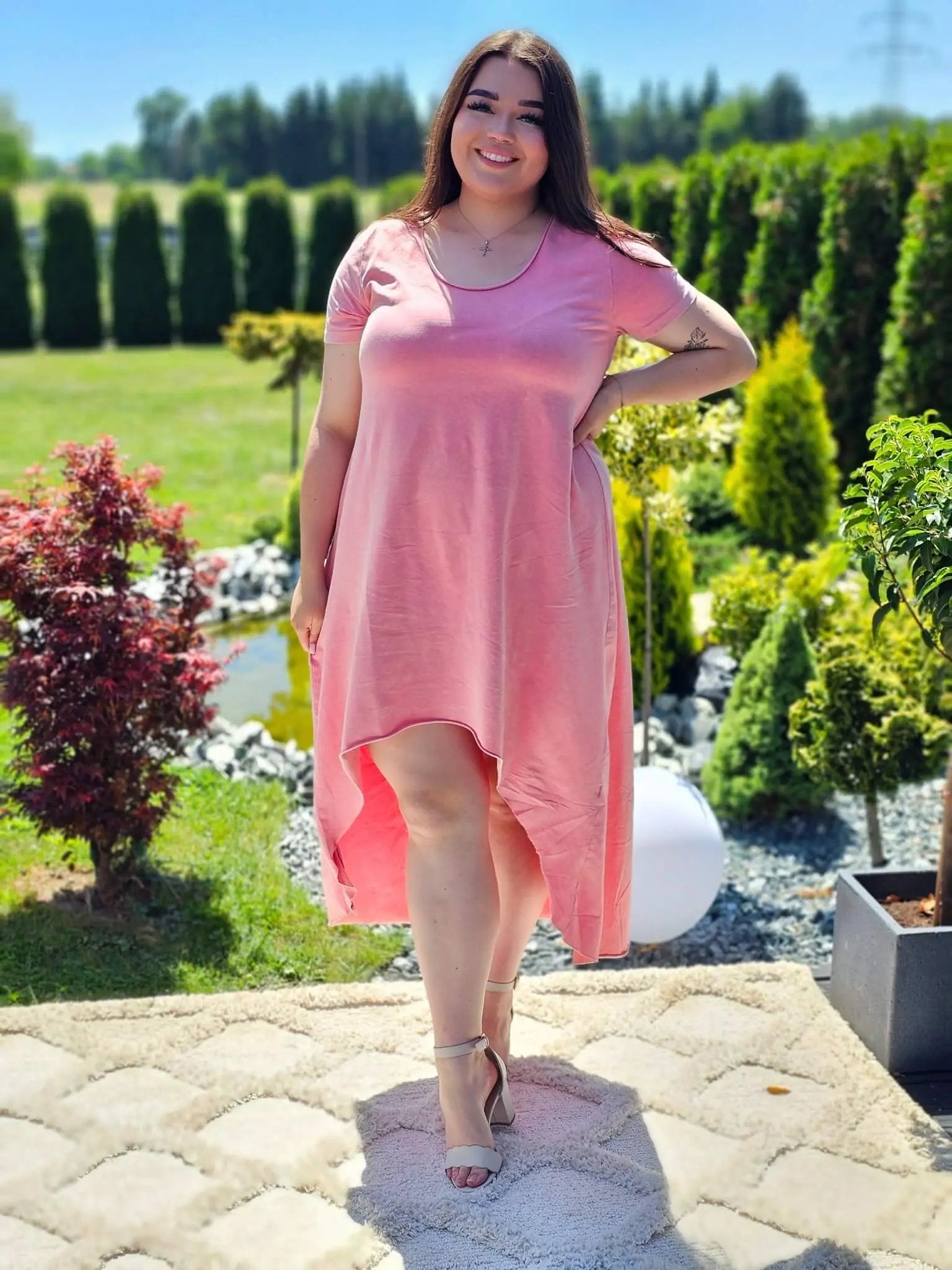 Bawełniana sukienka z asymetrycznym dołem Stylowa XL