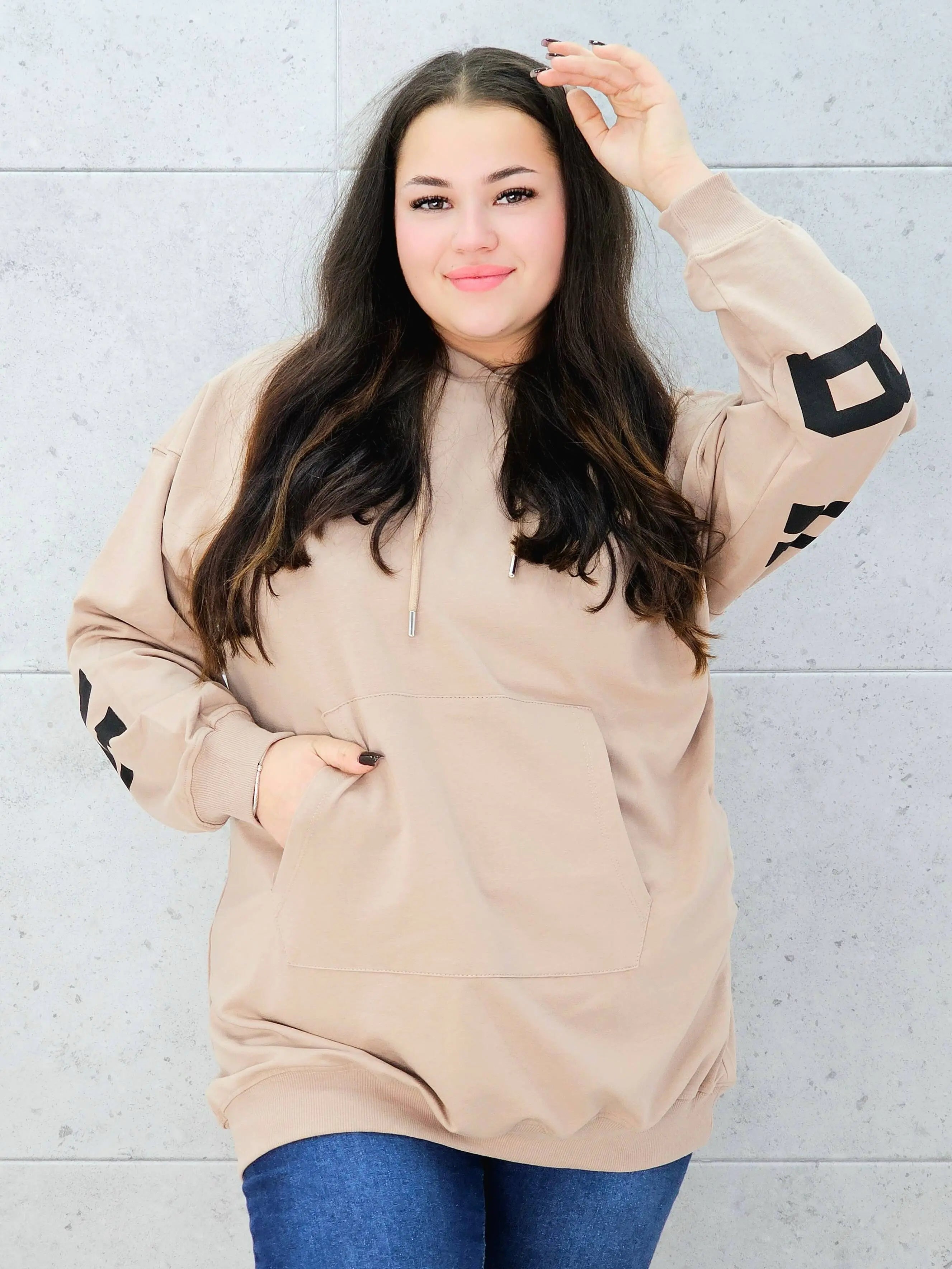 Bluza Oversize Plus Size StylowaXL – Miejski Styl i Komfort dla Kobiet XXL Stylowa XL