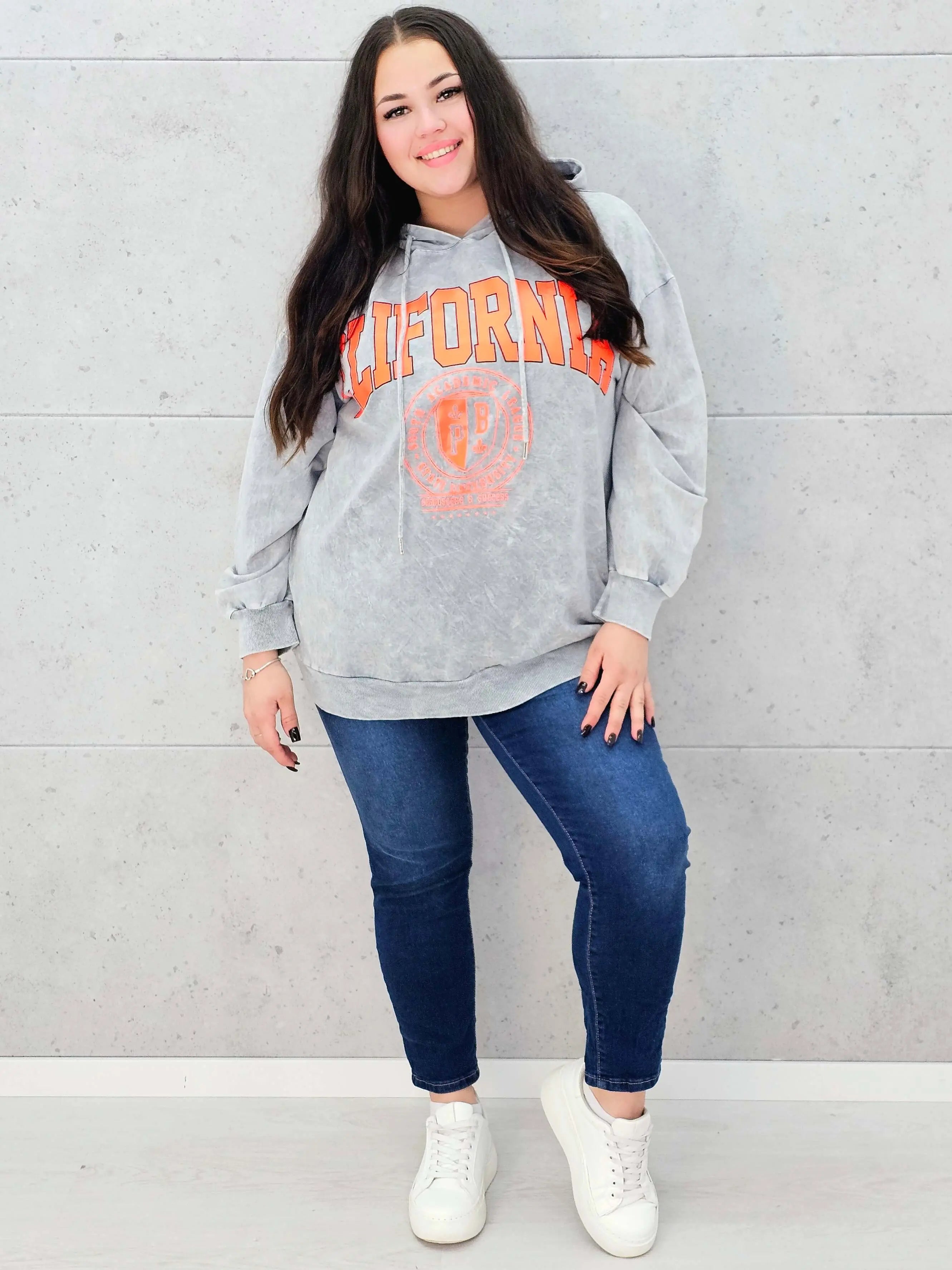 Bluza Oversize Plus Size StylowaXL – Miejski Styl i Komfort w Jednym Stylowa XL