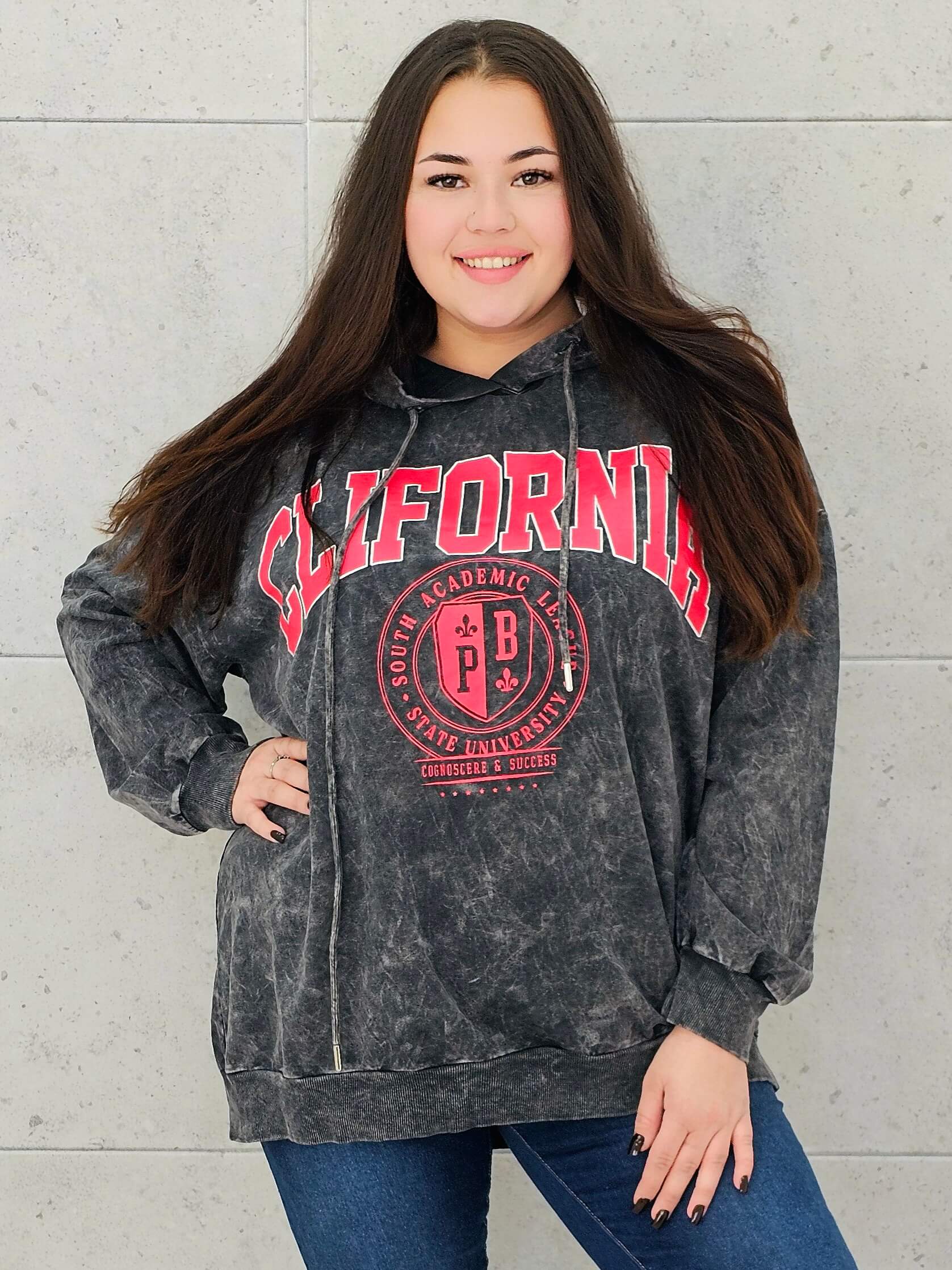 Bluza Oversize Plus Size StylowaXL – Miejski Styl i Komfort w Jednym Stylowa XL