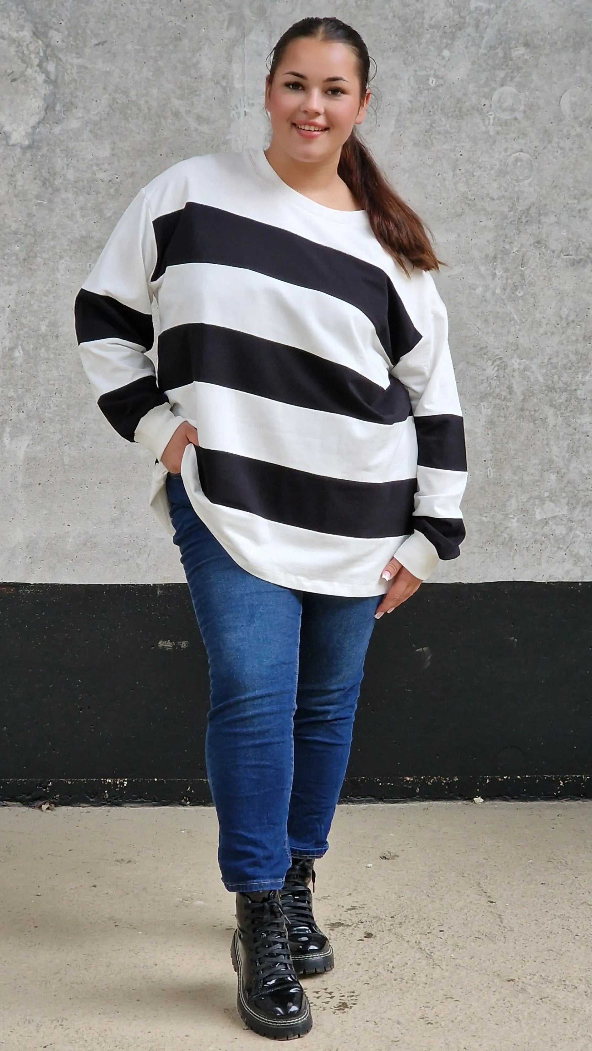 Bluza oversize w szerokie pasy Stylowa XL