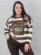 Bluza plus size CHOCOLATE – modna, wygodna, idealna na co dzień | Stylowa XL Stylowa XL